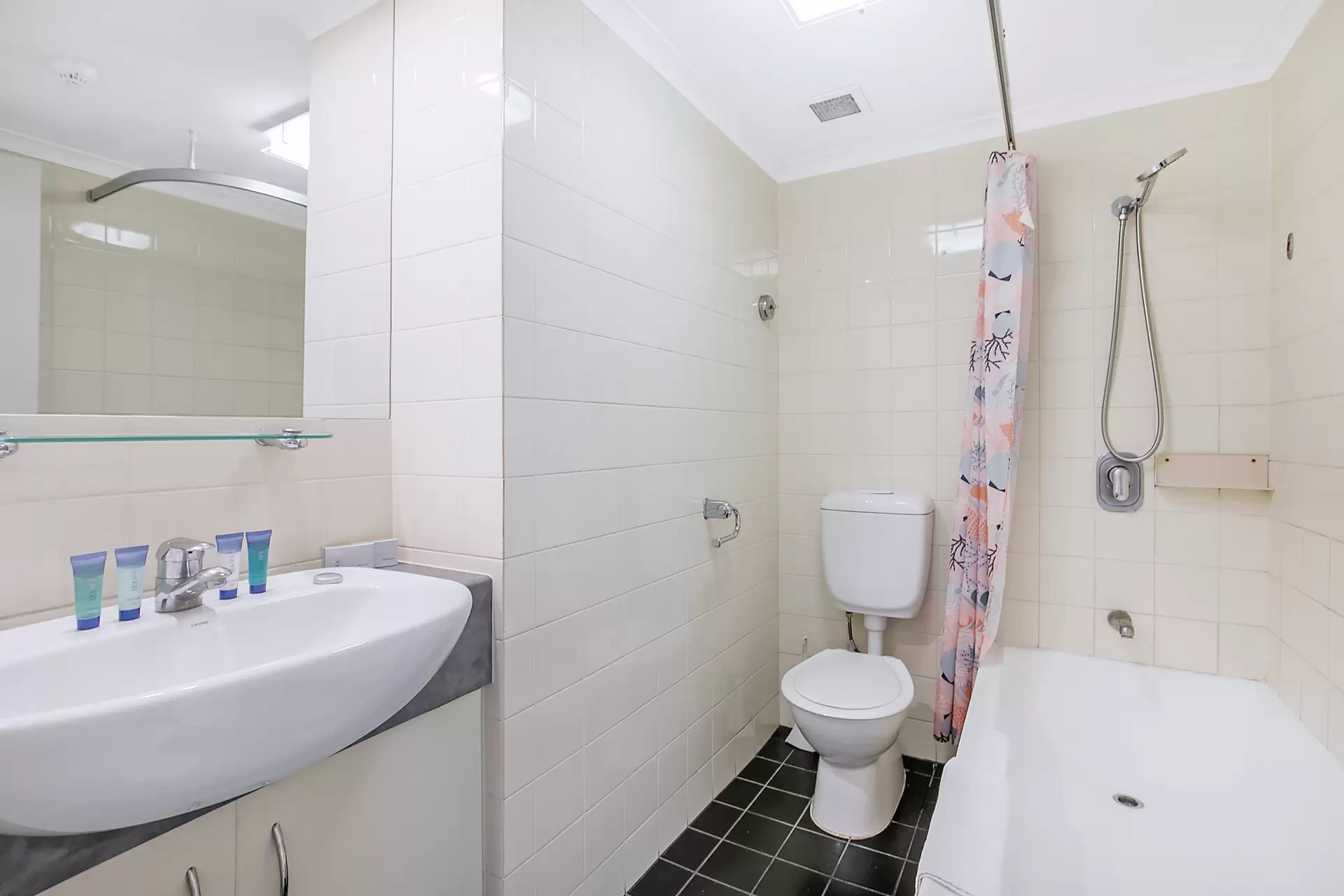 73/455A Brunswick Street, Fortitude Valley Sold by Aurora Property - image 1