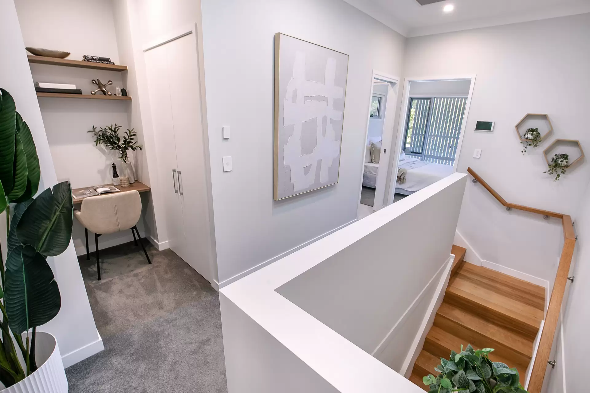 5/35 Jackson Street, Hamilton Sold by Aurora Property - image 1