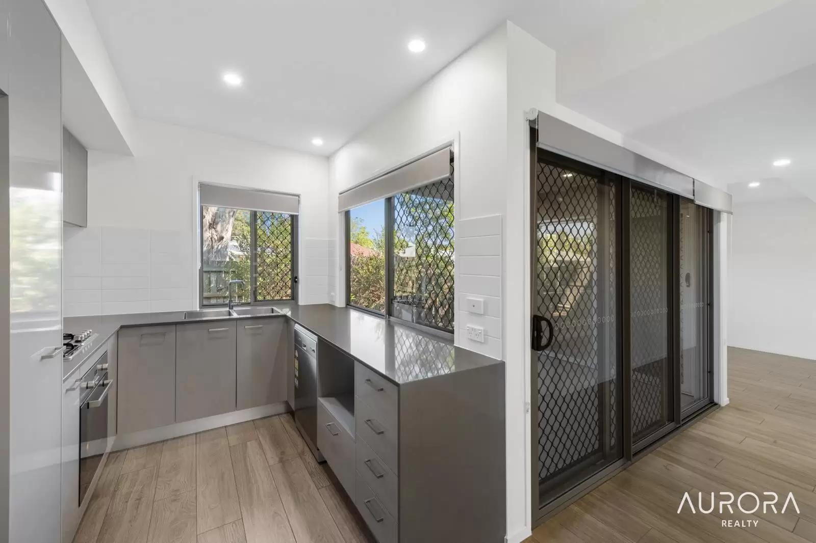 2/1 Wattle Street, Cannon Hill Leased by Aurora Property - image 4