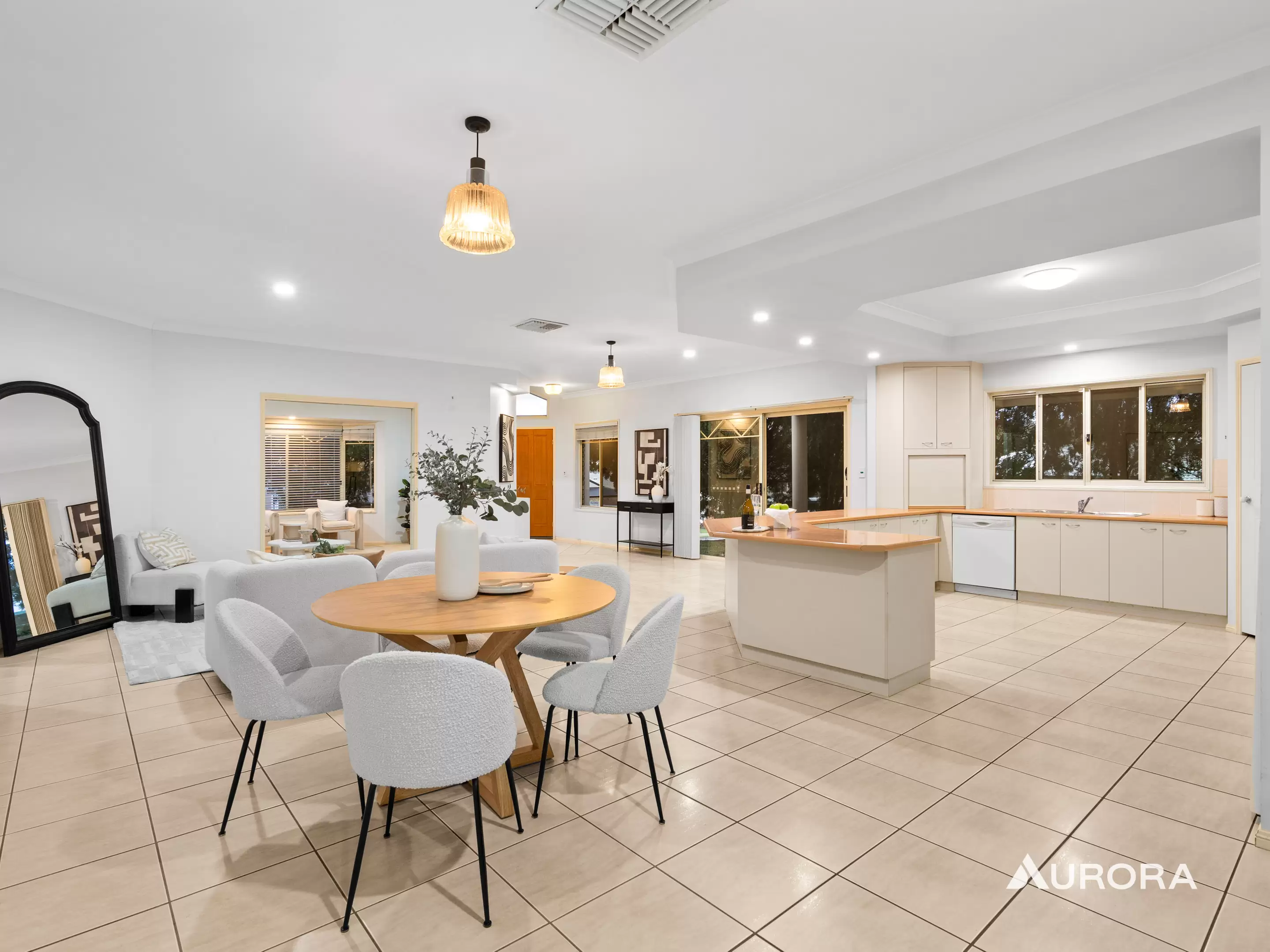 18 Warrington Street, Robertson Sold by Aurora Property - image 10