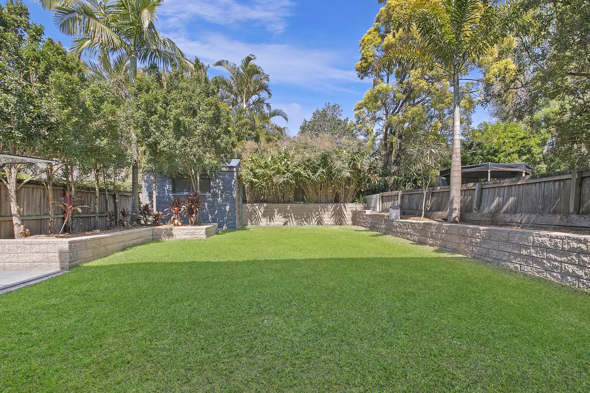 123 Macrossan Avenue, Norman Park Sold by Aurora Property - image 1