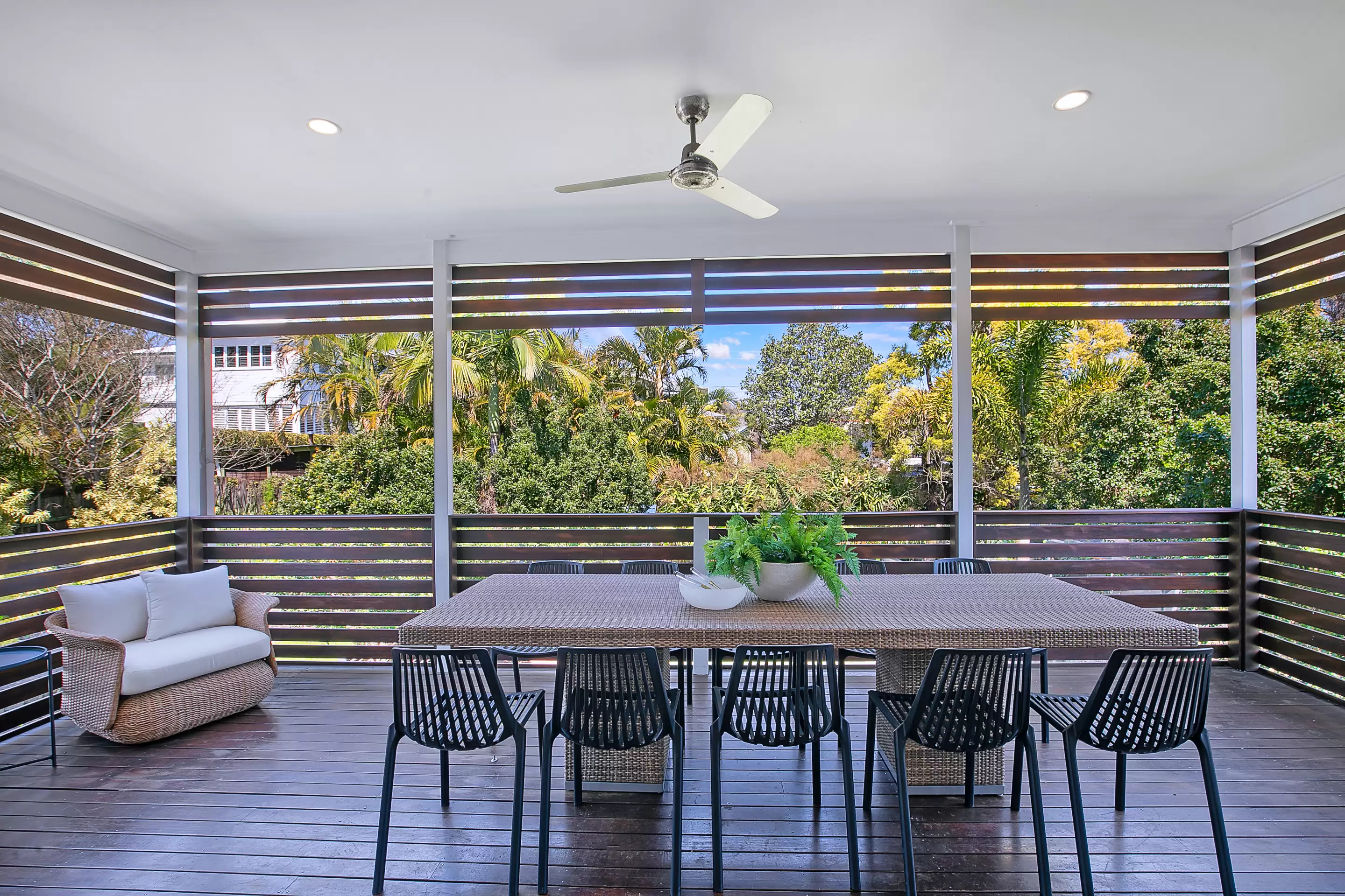 123 Macrossan Avenue, Norman Park Sold by Aurora Property - image 3