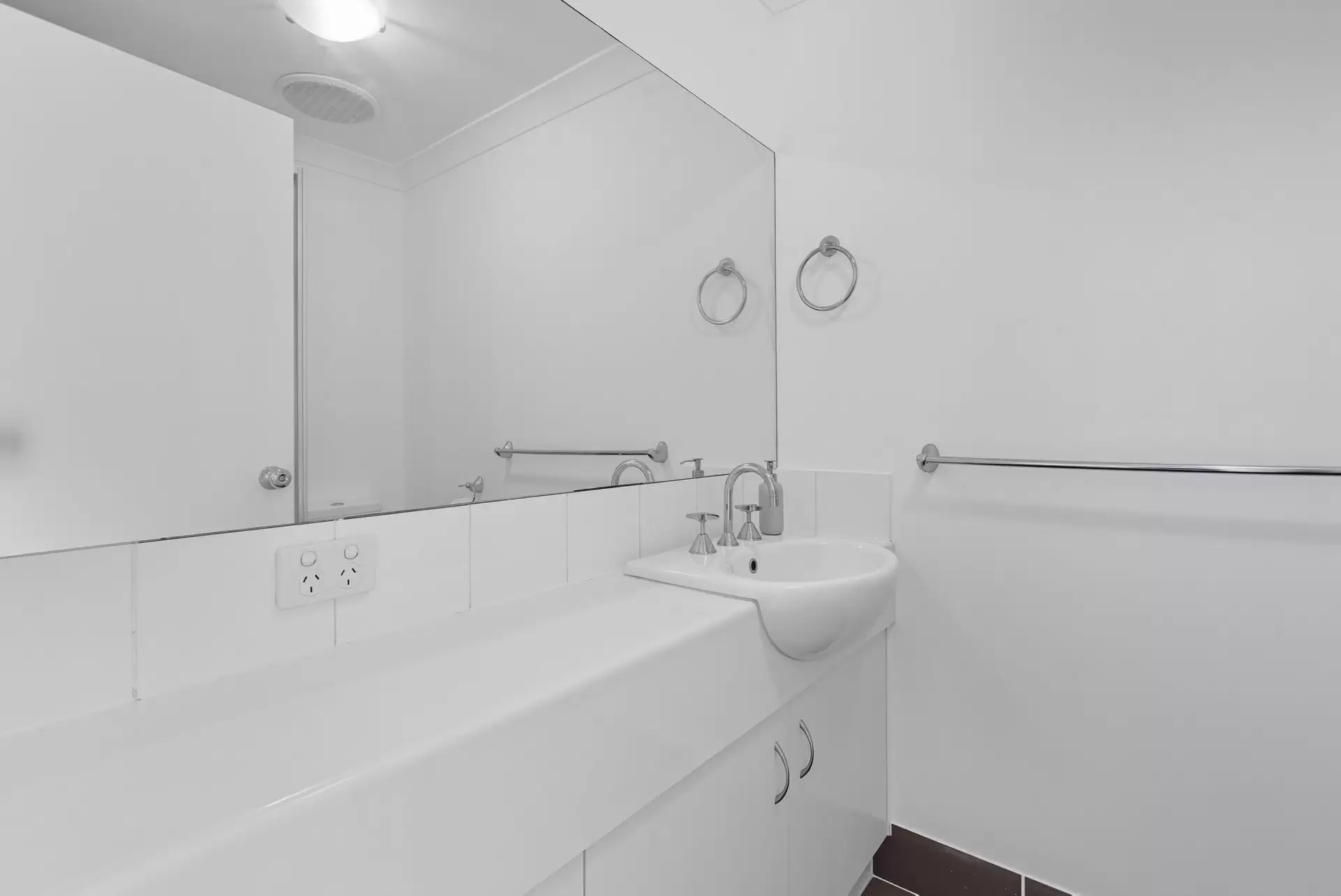 40/48-54 Fleet Drive, Kippa-ring Leased by Aurora Property - image 1