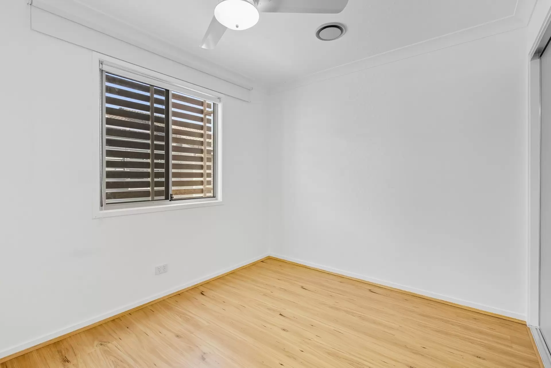 40/48-54 Fleet Drive, Kippa-ring Leased by Aurora Property - image 1