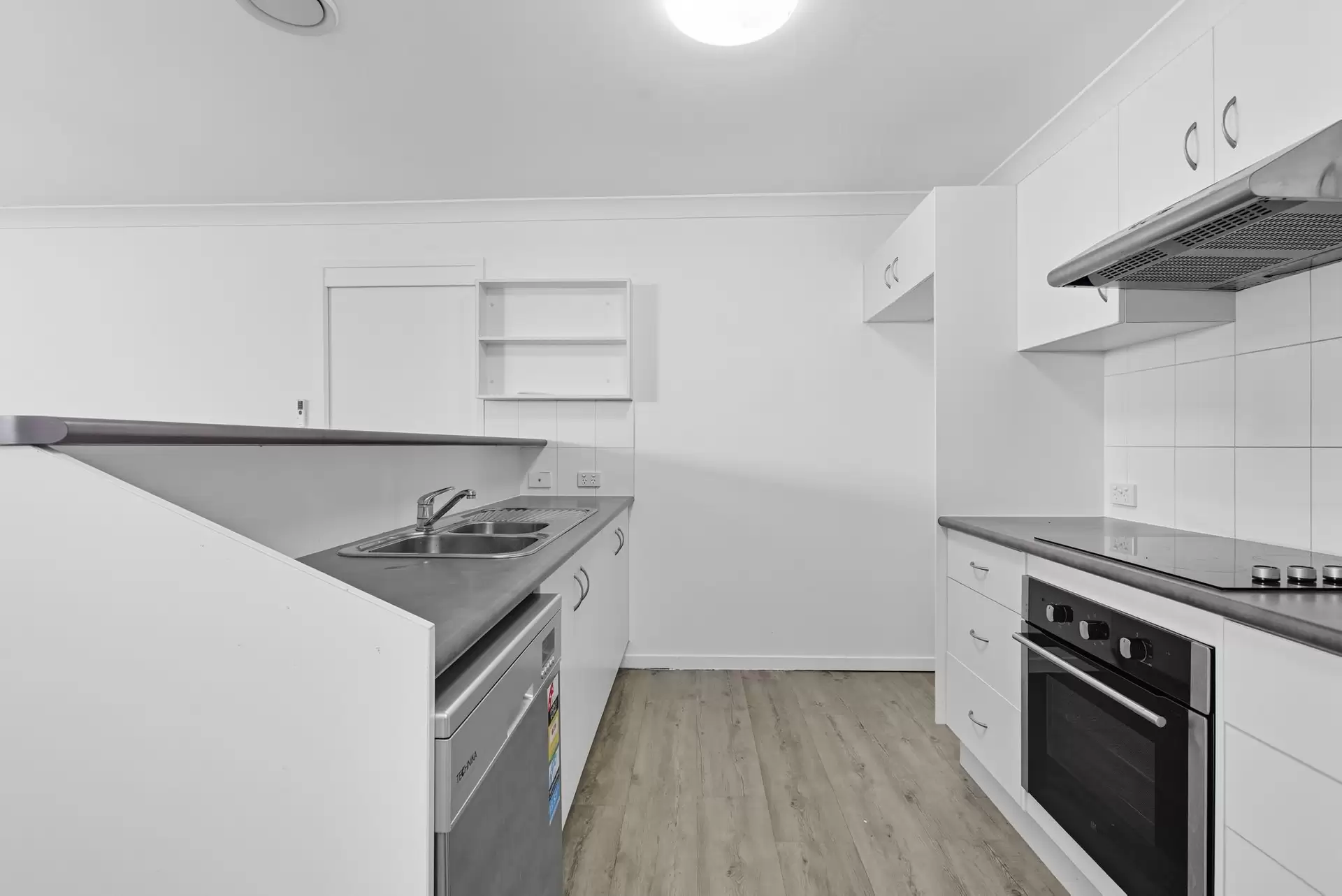 40/48-54 Fleet Drive, Kippa-ring Leased by Aurora Property - image 1