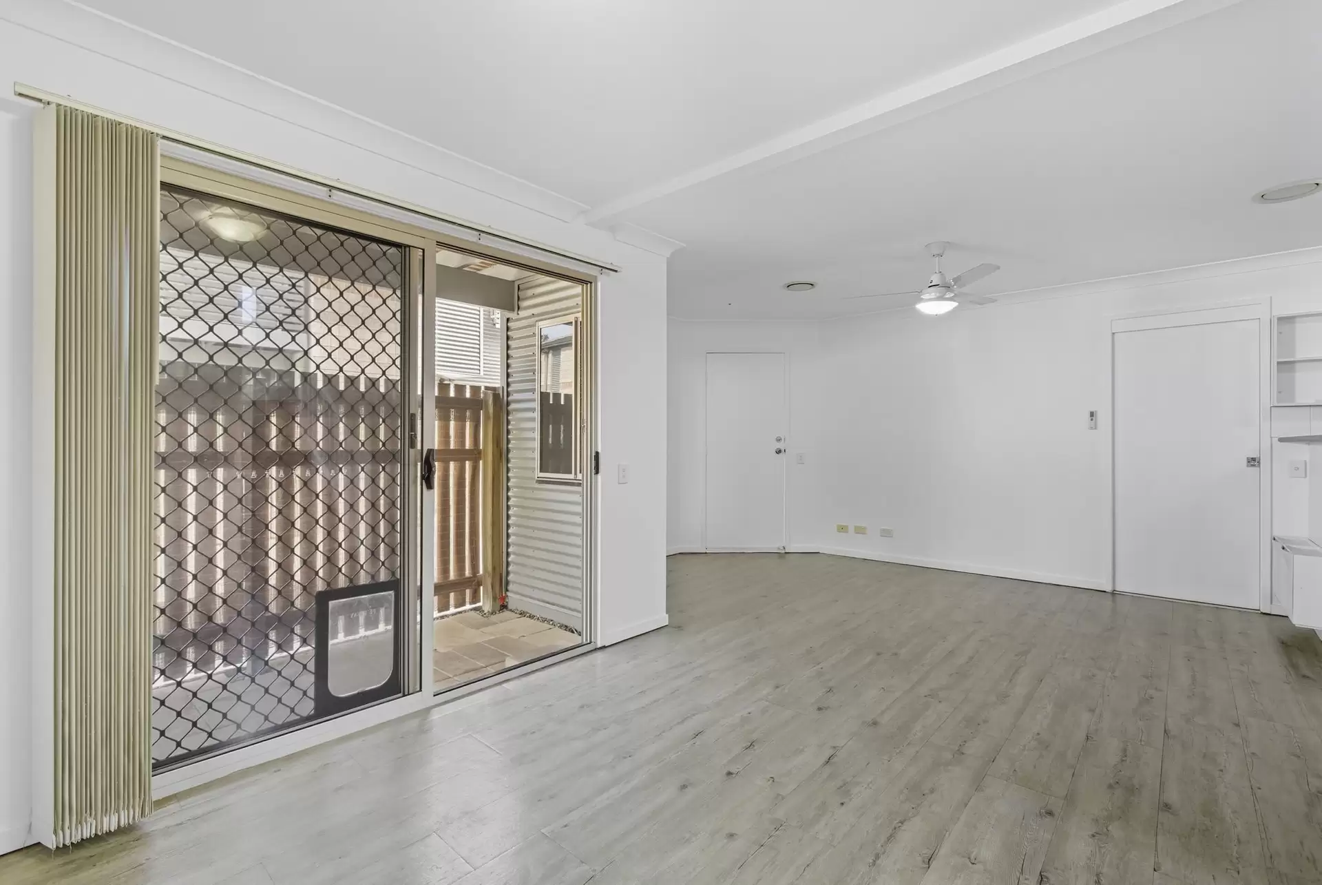 40/48-54 Fleet Drive, Kippa-ring Leased by Aurora Property - image 1