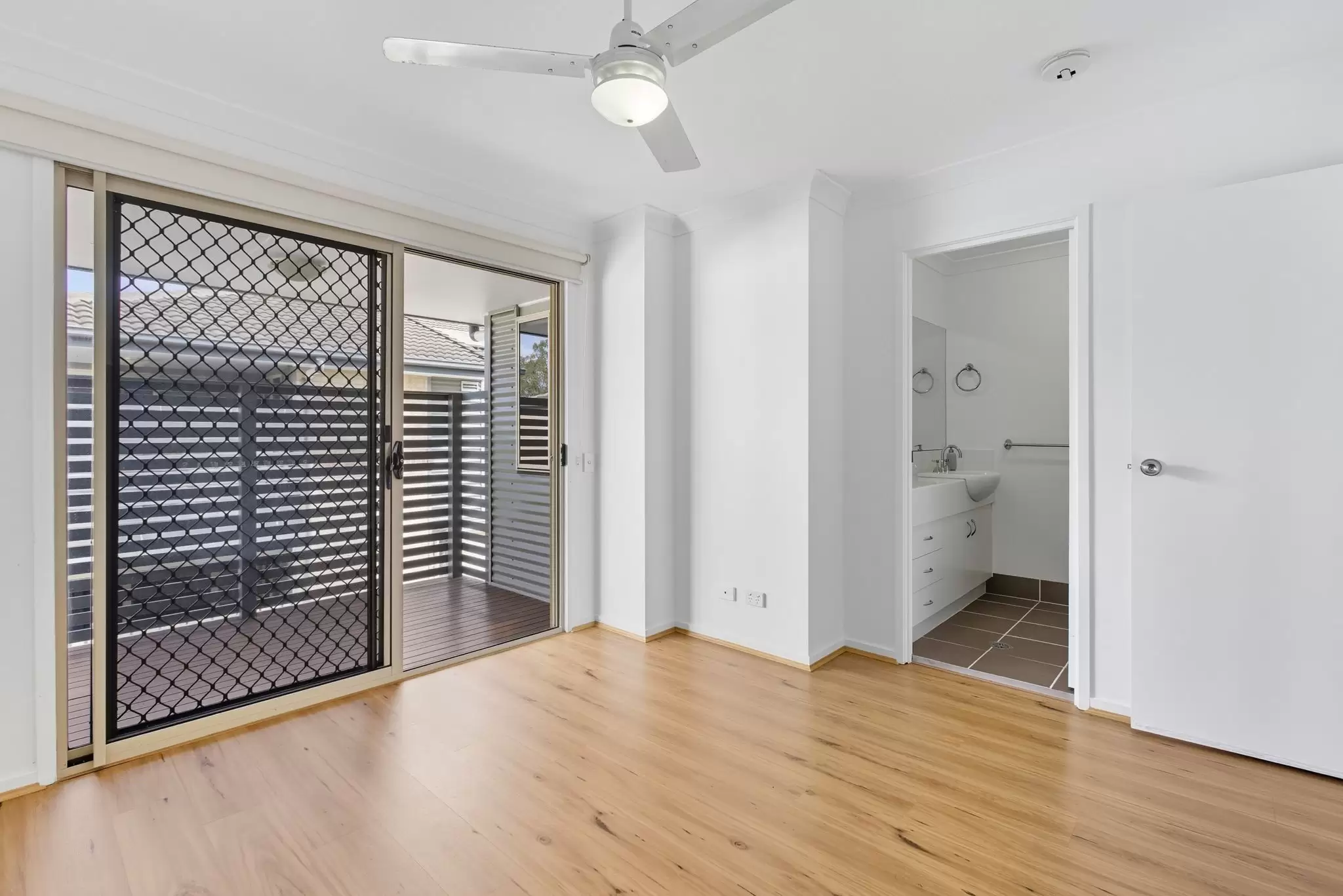 40/48-54 Fleet Drive, Kippa-ring Leased by Aurora Property - image 16