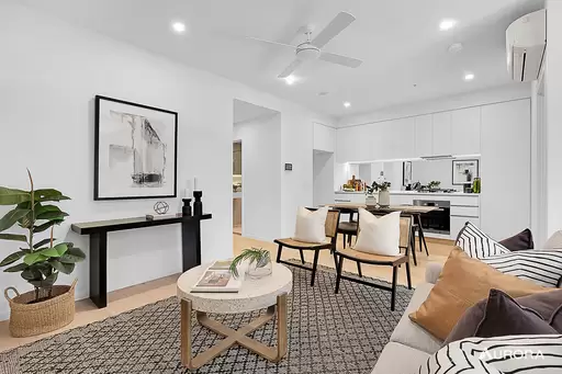 10101/19 Wilson Street, West End Sold by Aurora Property