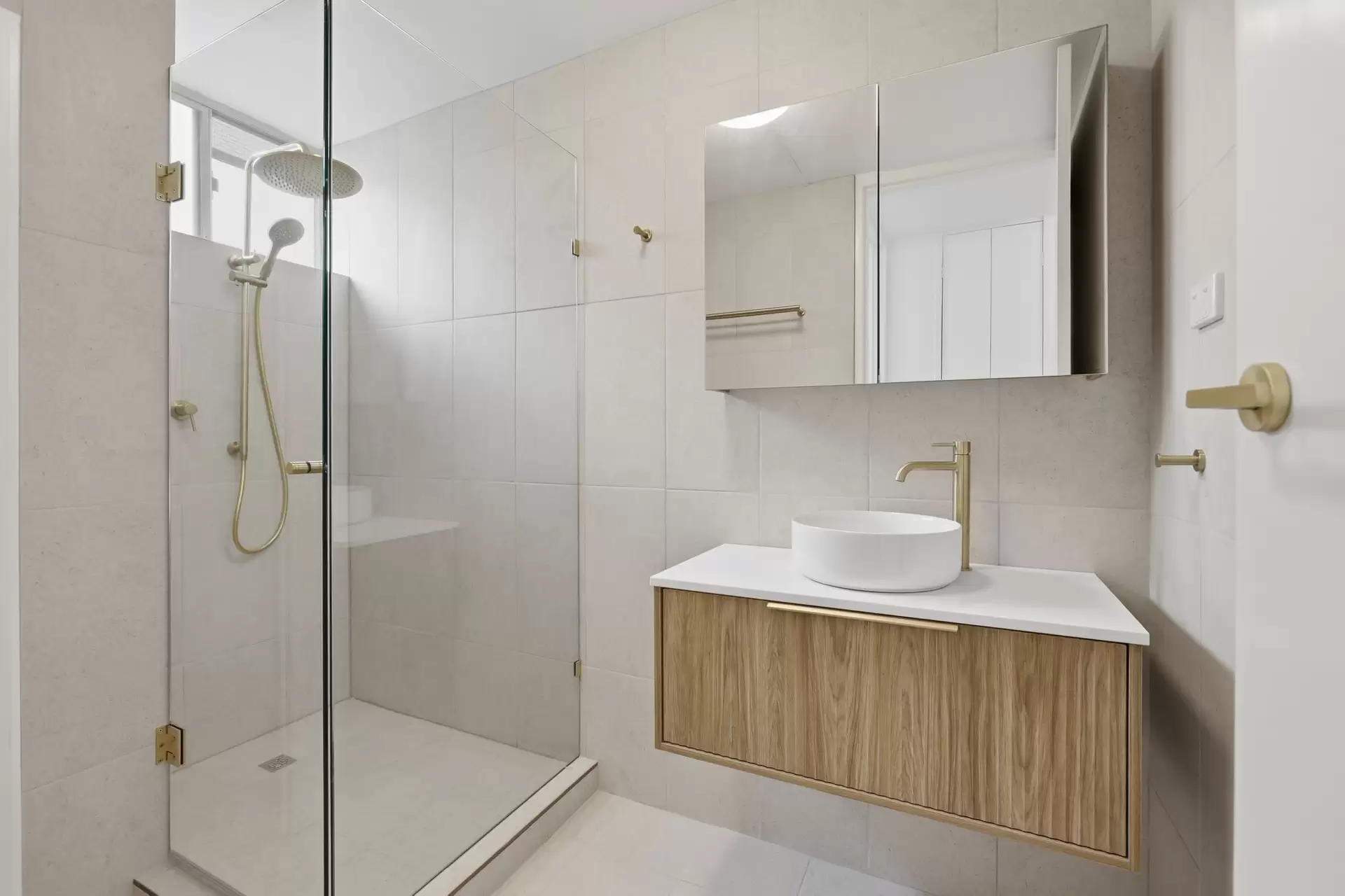 3/41 Reeve Street, Clayfield Leased by Aurora Property - image 1