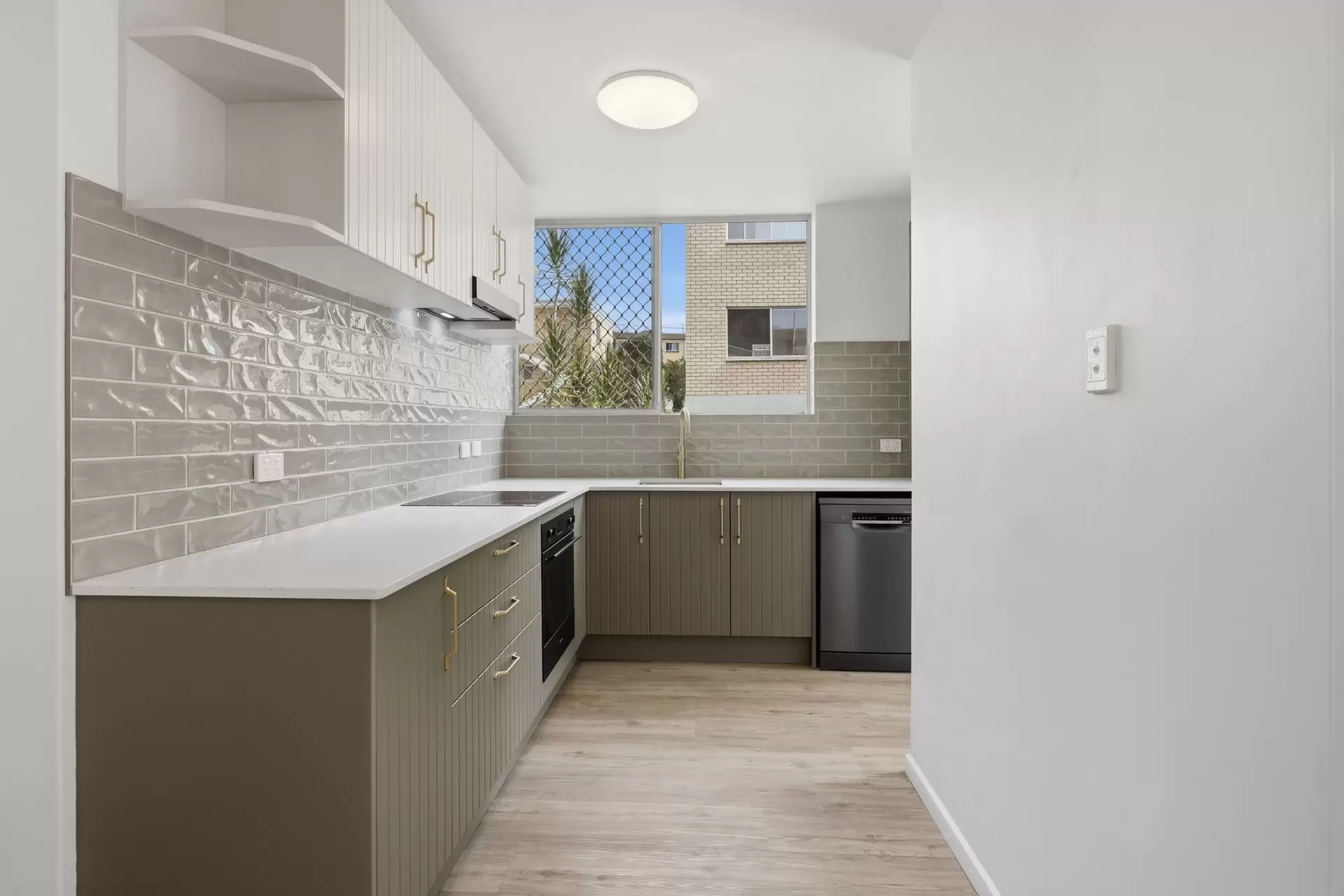 3/41 Reeve Street, Clayfield Leased by Aurora Property - image 1