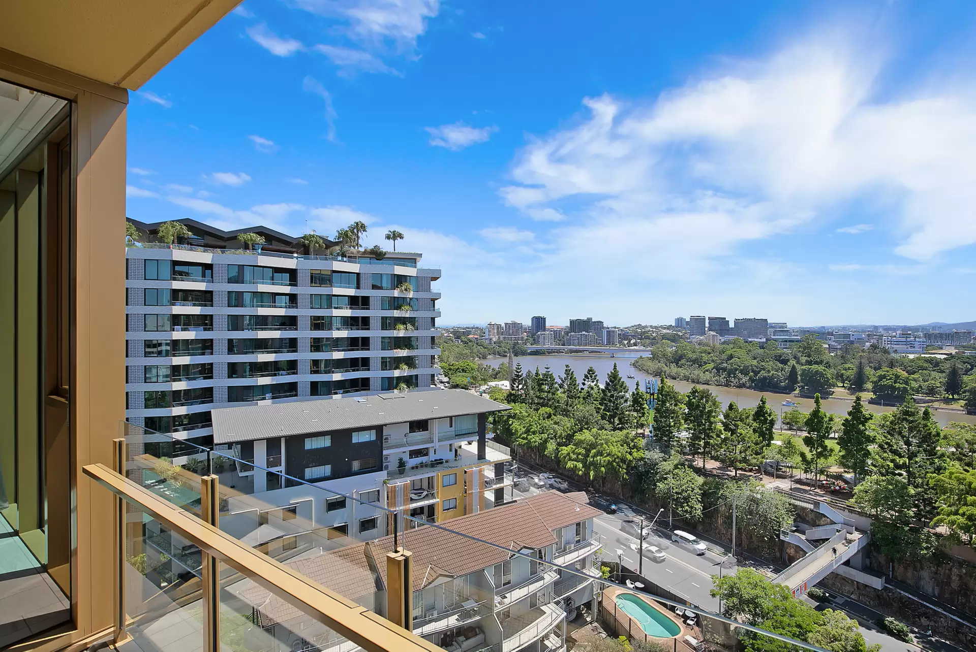 1003/25 Shafston Avenue, Kangaroo Point For Sale by Aurora Property - image 1