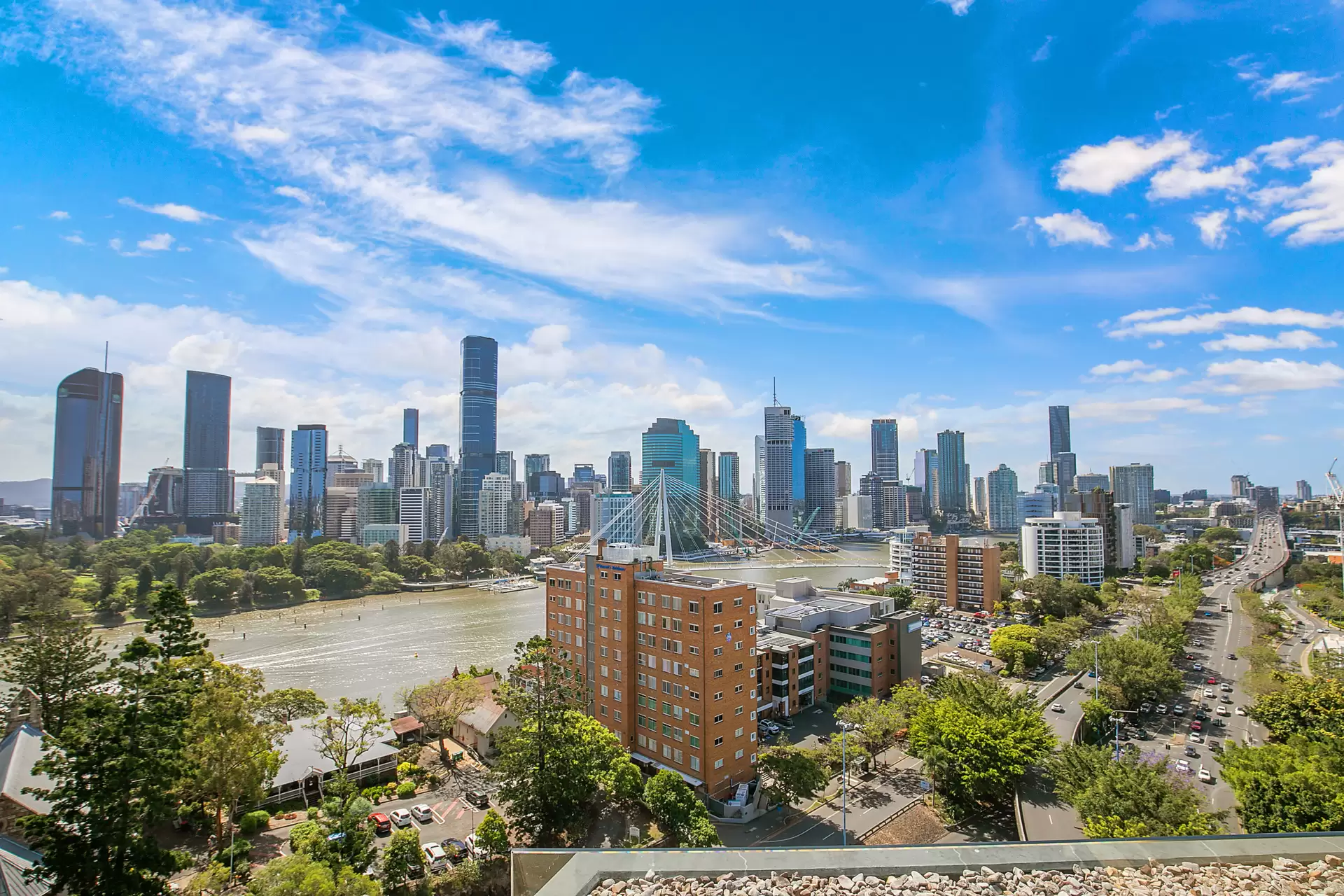 1003/25 Shafston Avenue, Kangaroo Point For Sale by Aurora Property - image 1