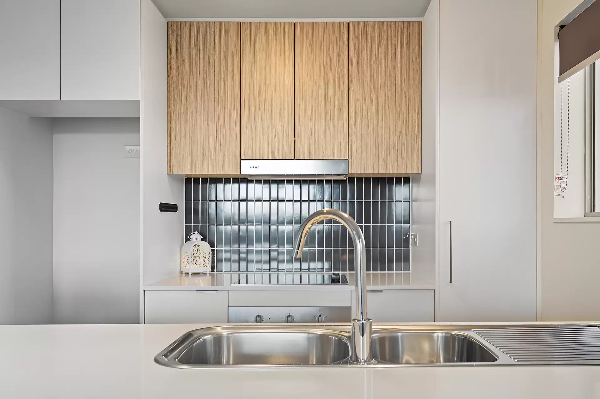 1/62 Waldheim Street, Annerley Sold by Aurora Property - image 1