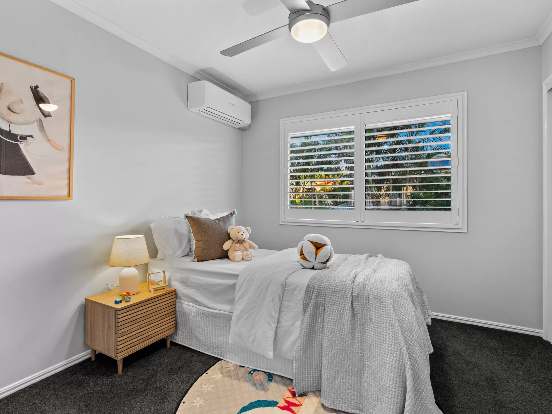 52 Berkley Place, Carindale Sold by Aurora Property - image 1