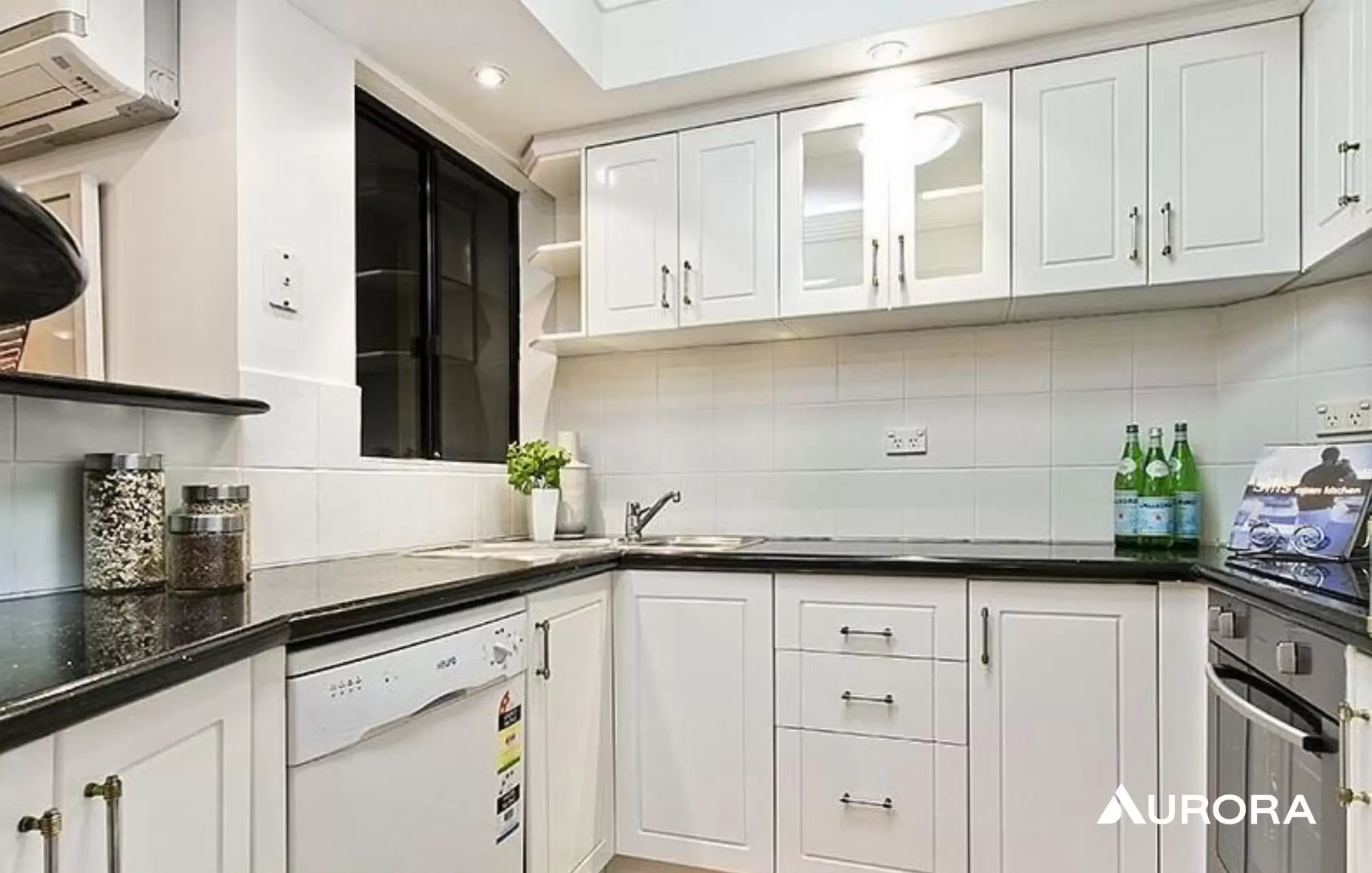 5/247 Boundary Street, Spring Hill Leased by Aurora Property - image 1