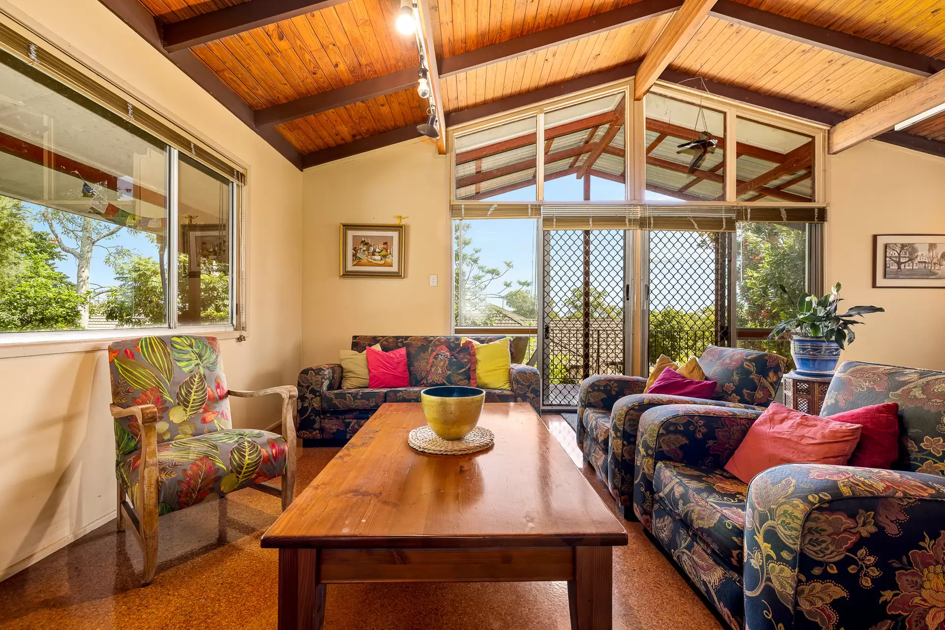 370 Belmont Road, Belmont Sold by Aurora Property - image 1