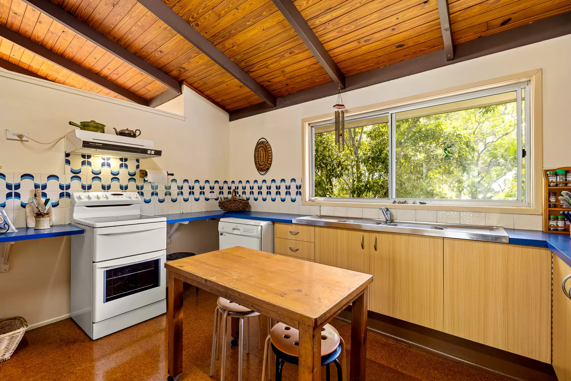 370 Belmont Road, Belmont Sold by Aurora Property - image 9