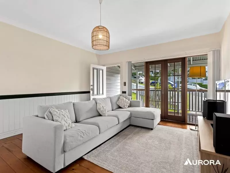 7 Carntyne Street, Morningside Leased by Aurora Property - image 2