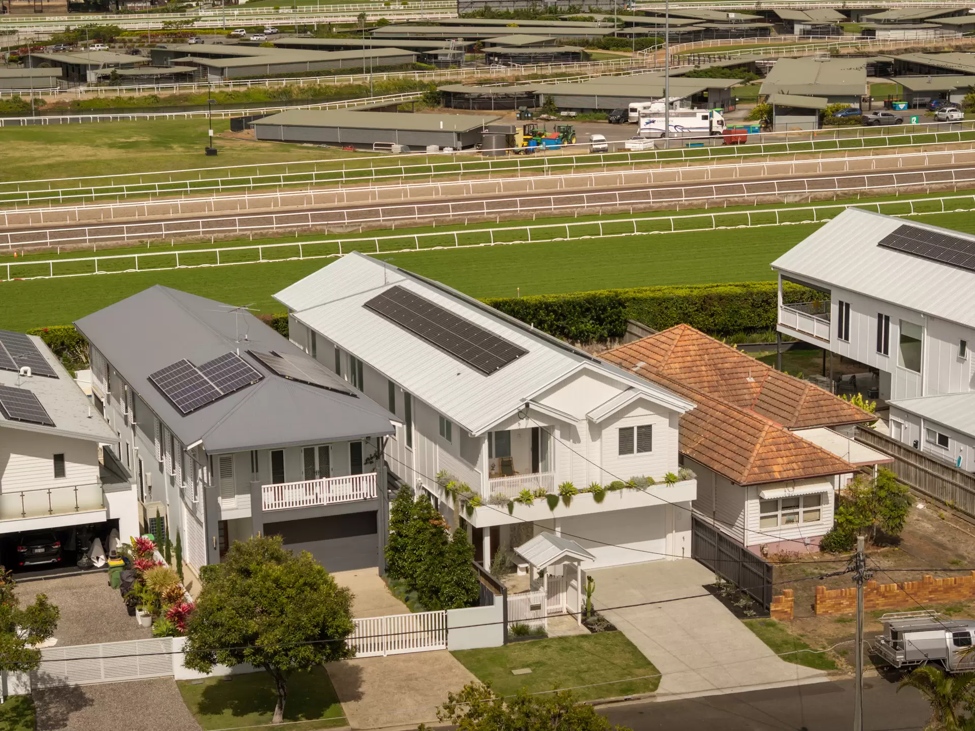 98 Mein Street, Hendra Sold by Aurora Property - image 1
