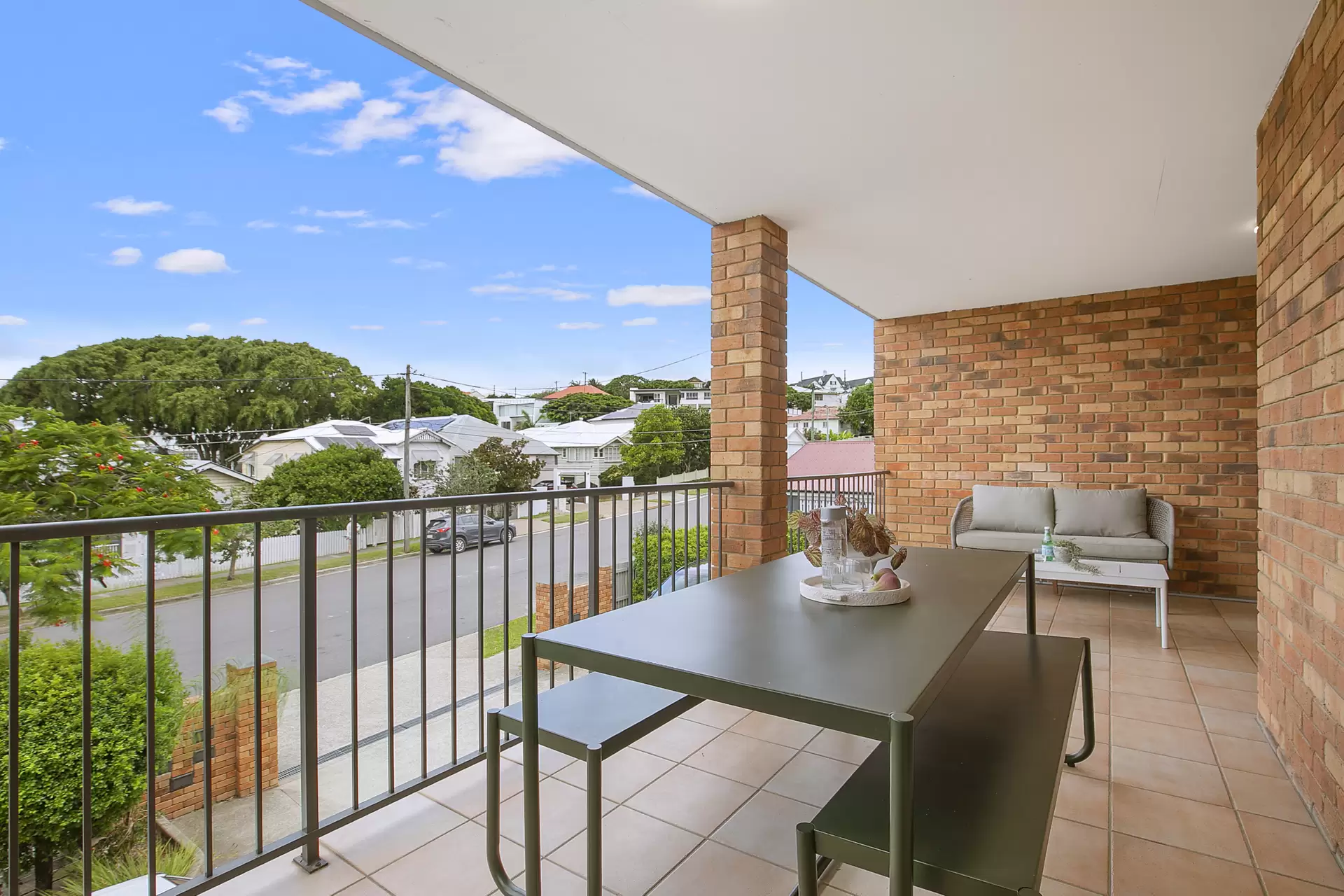 2/69 Shakespeare Street, Coorparoo For Sale by Aurora Property - image 1