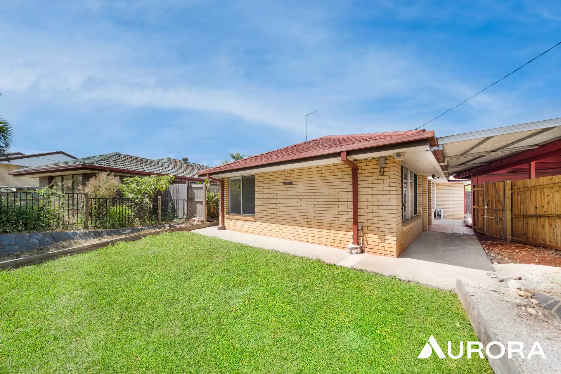 379 McCullough, Sunnybank For Lease by Aurora Property - image 1