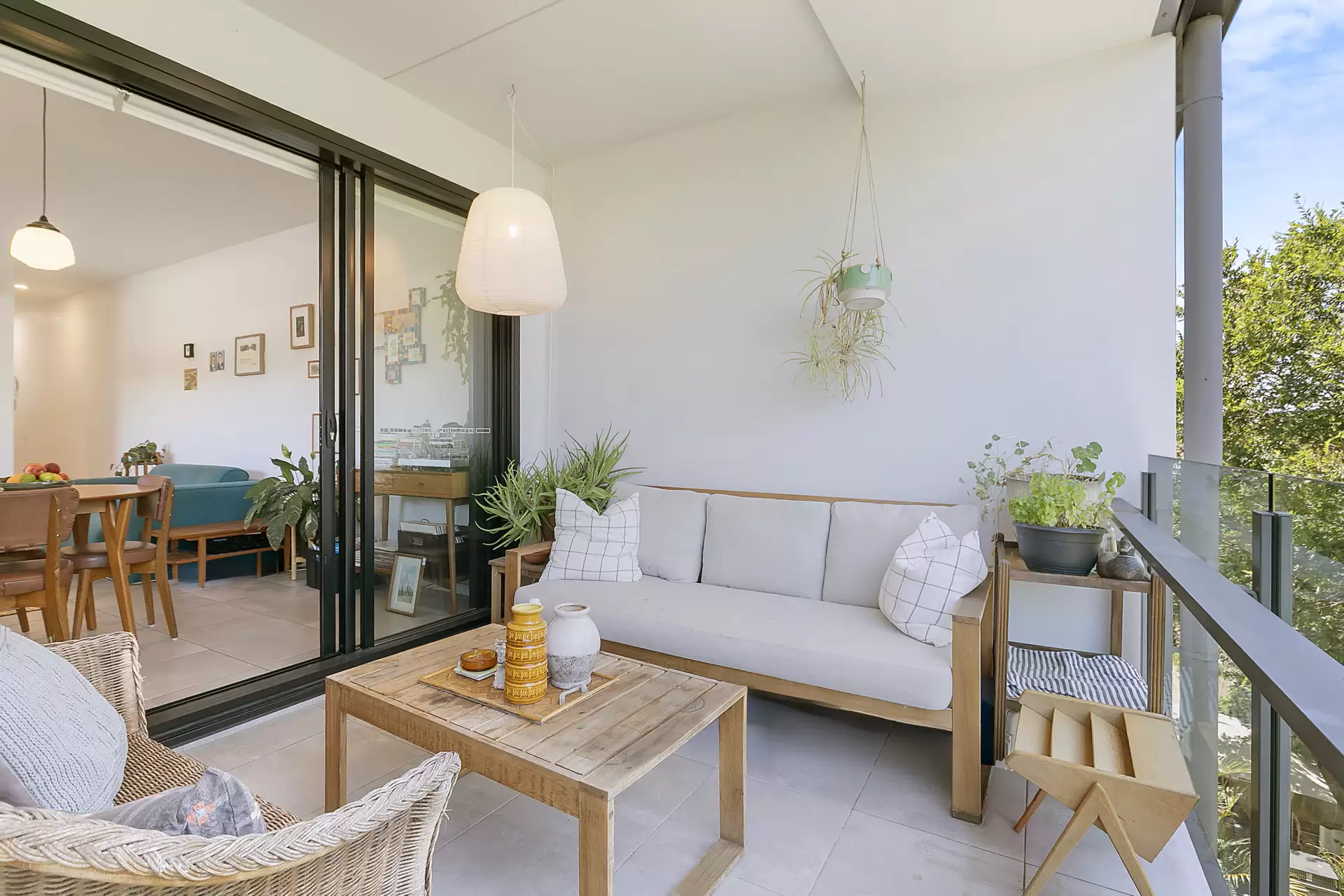 10/40 Nicklin Street, Coorparoo Sold by Aurora Property - image 1