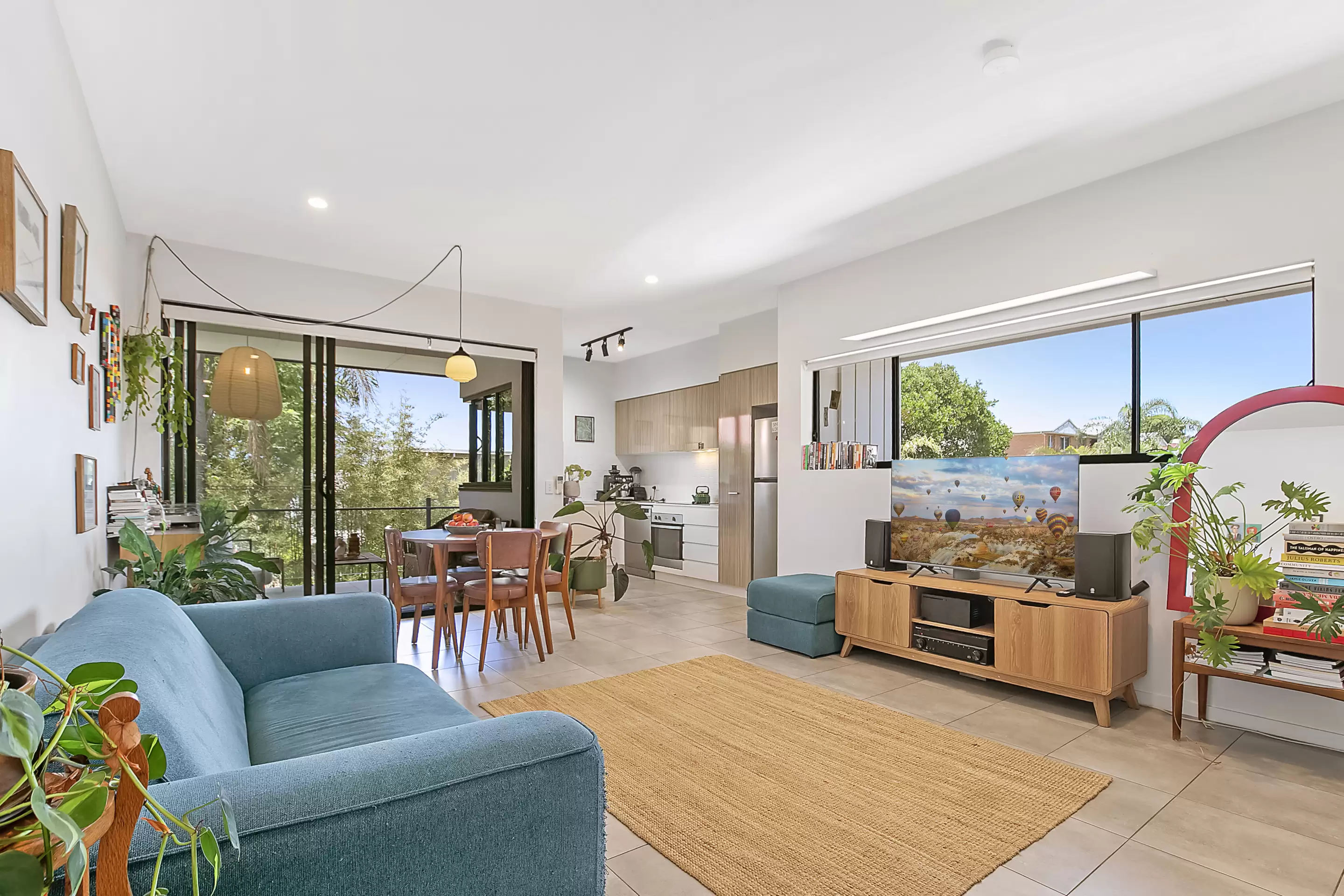 10/40 Nicklin Street, Coorparoo Sold by Aurora Property - image 1