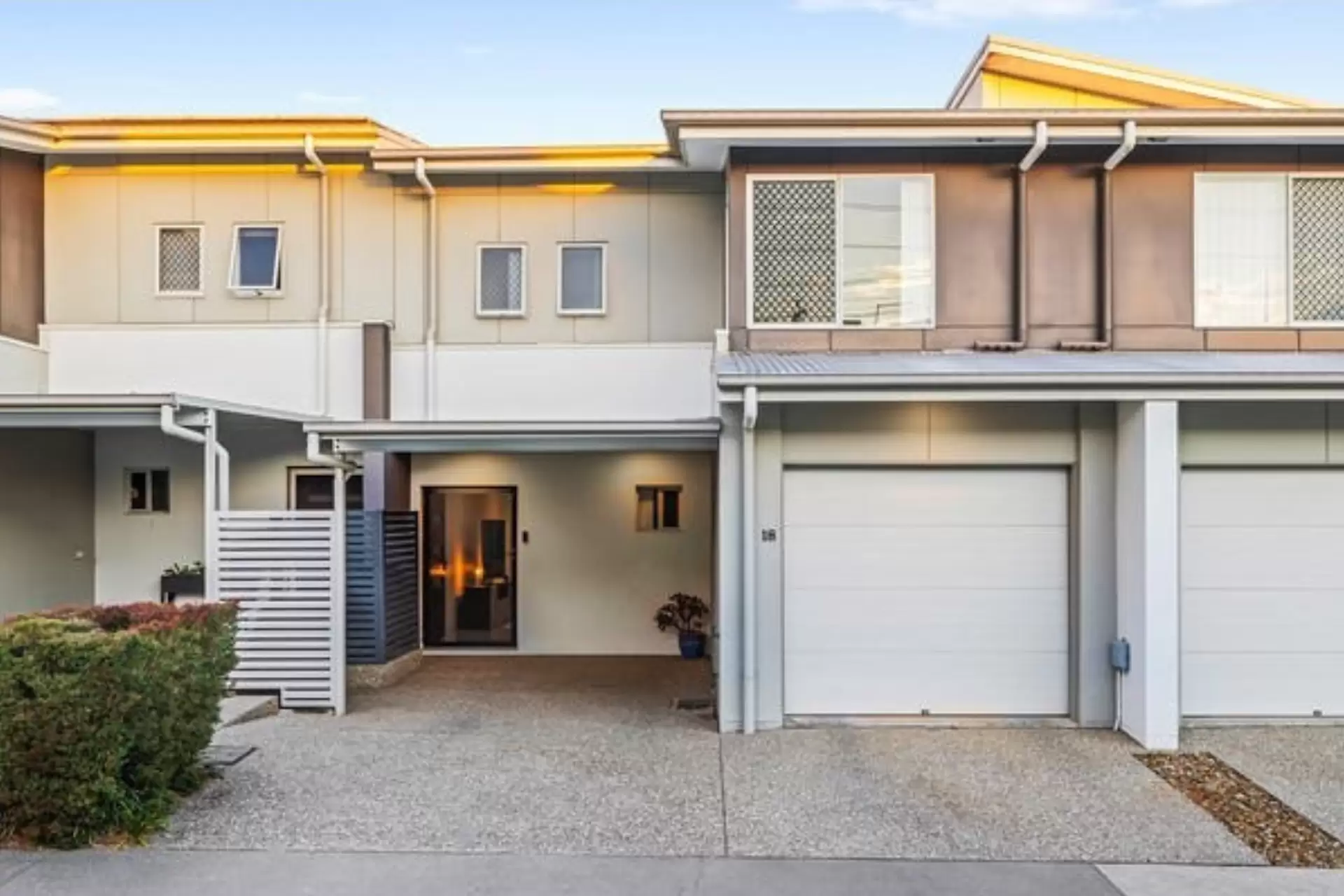 18/190 Queens Road, Nudgee Sold by Aurora Property - image 2
