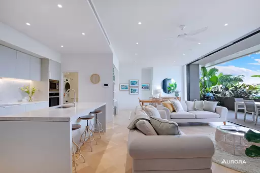 1/3 Mcconnell Street, Bulimba Sold by Aurora Property