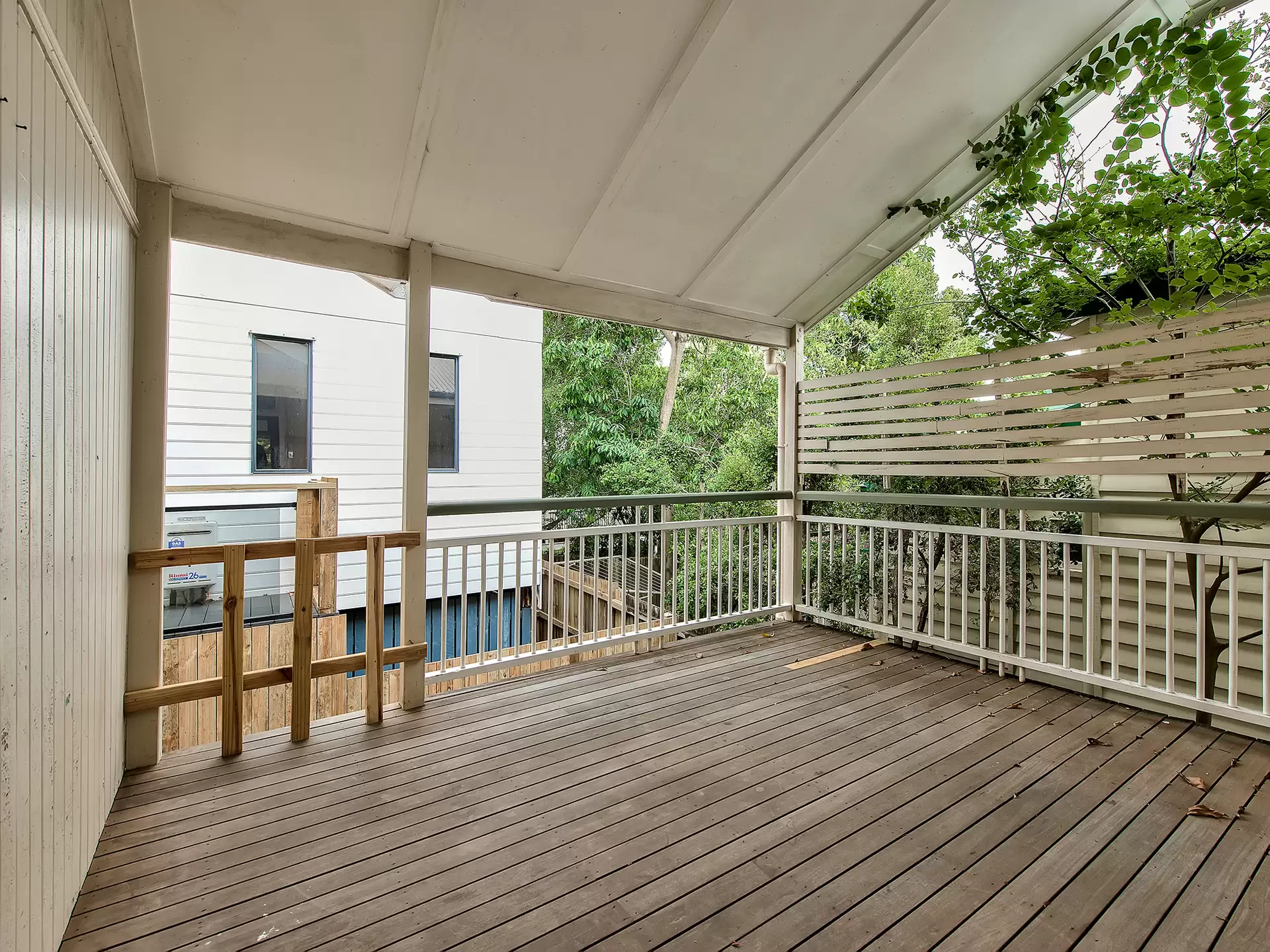 147 Beck Street, Paddington Sold by Aurora Property - image 1