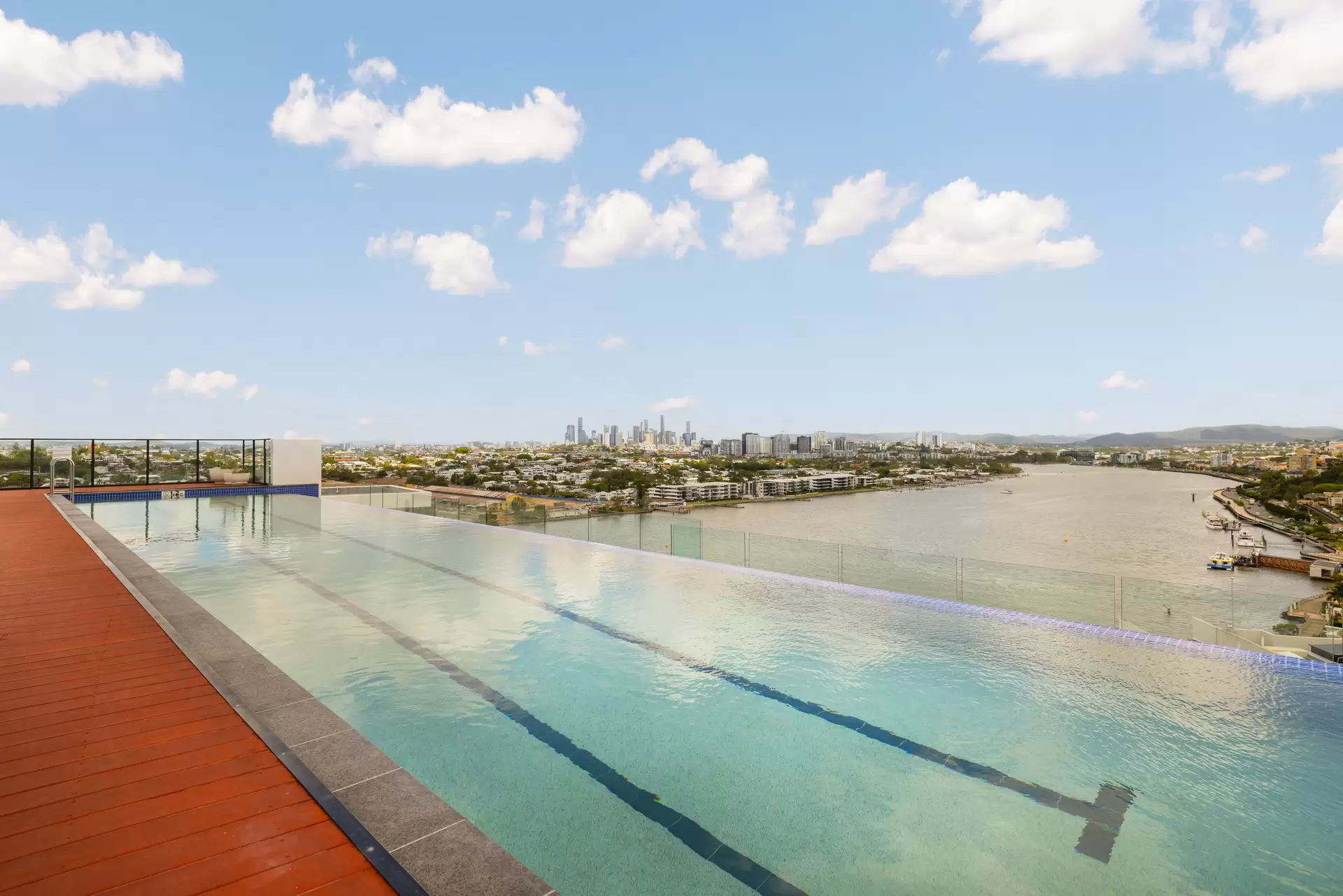 21312/37D Harbour Road, Hamilton Sold by Aurora Property - image 1