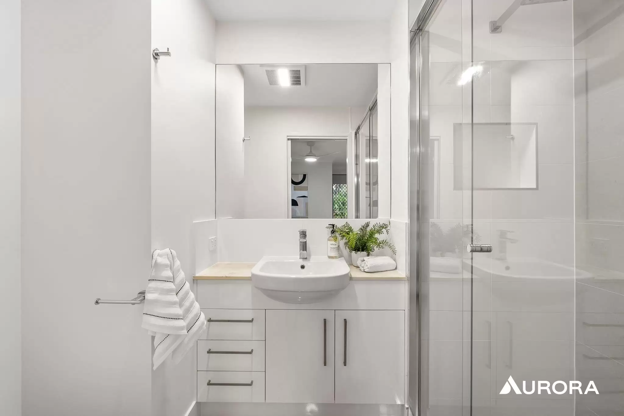 4/14 Pashen Street, Morningside Leased by Aurora Property - image 3