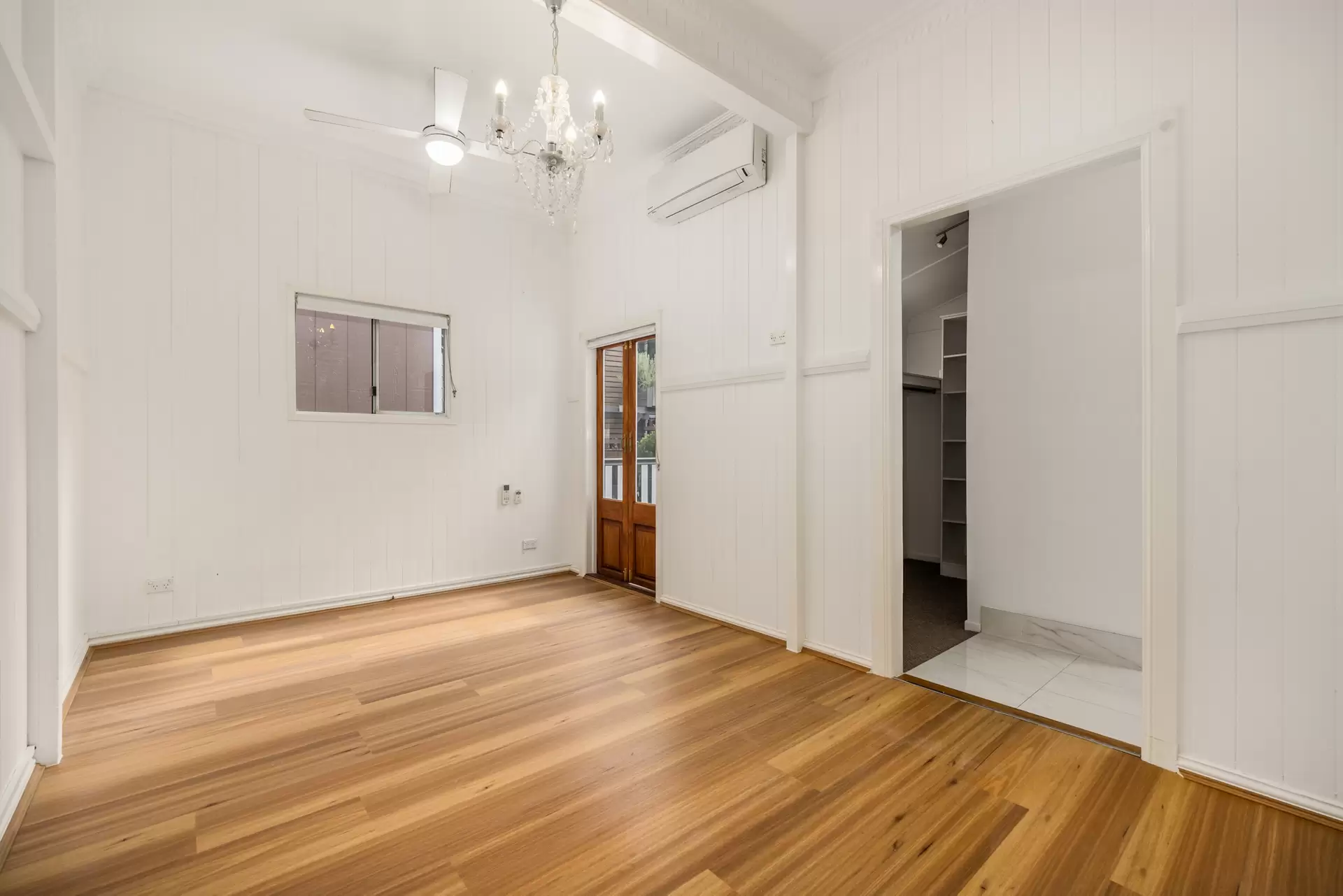 21 Flower Street, Woolloongabba Sold by Aurora Property - image 1