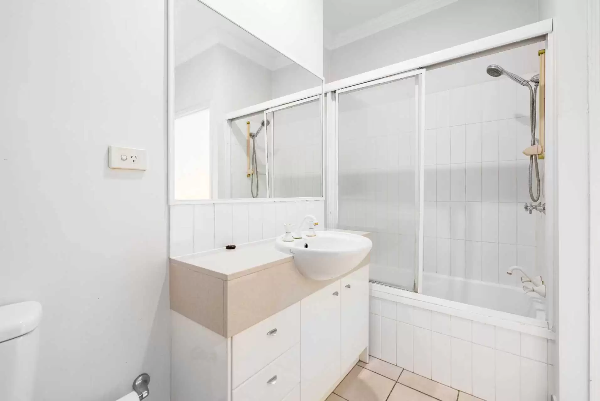 42/28 Belgrave Road, Indooroopilly Leased by Aurora Property - image 12