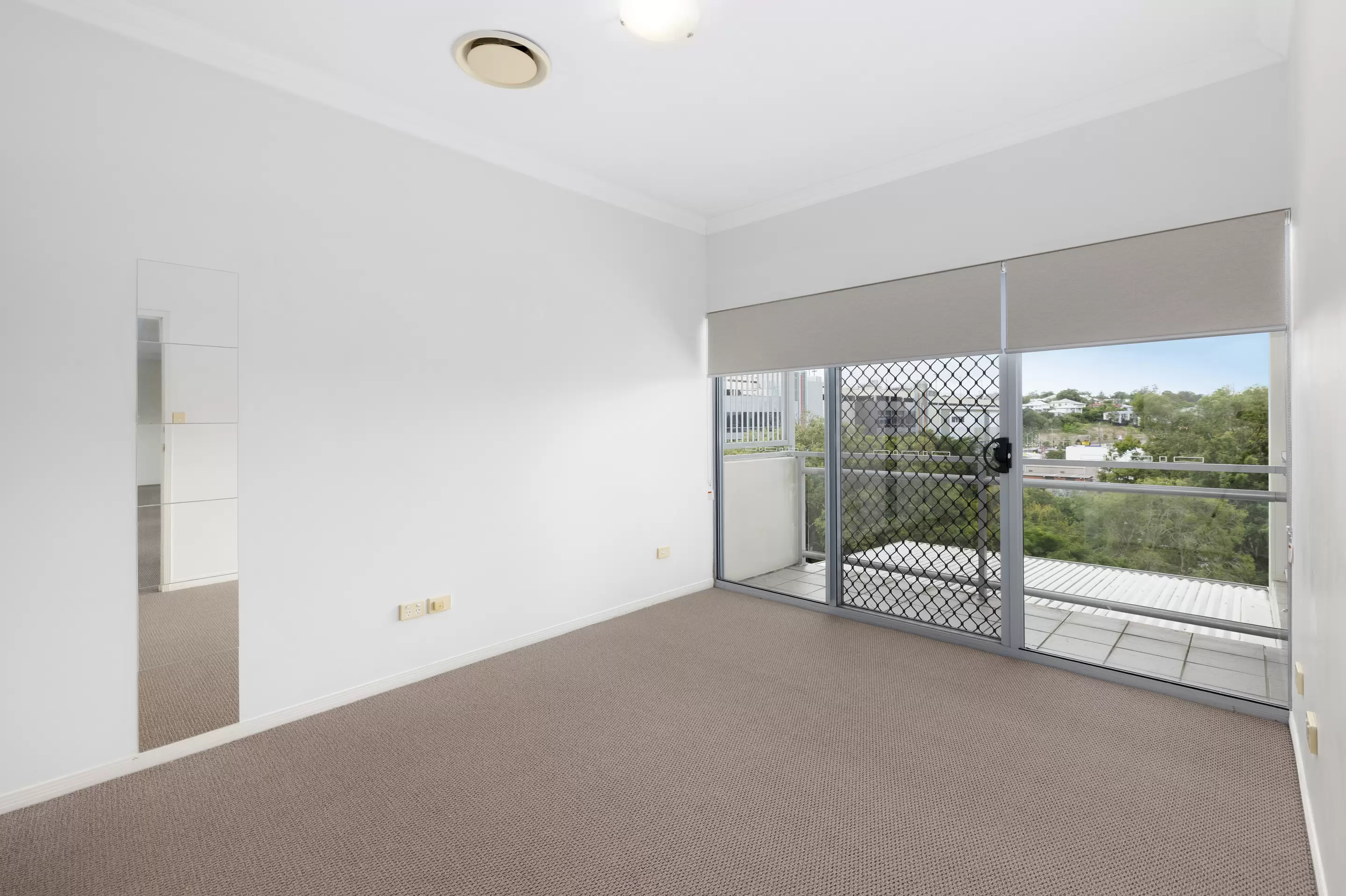 42/28 Belgrave Road, Indooroopilly Leased by Aurora Property - image 4