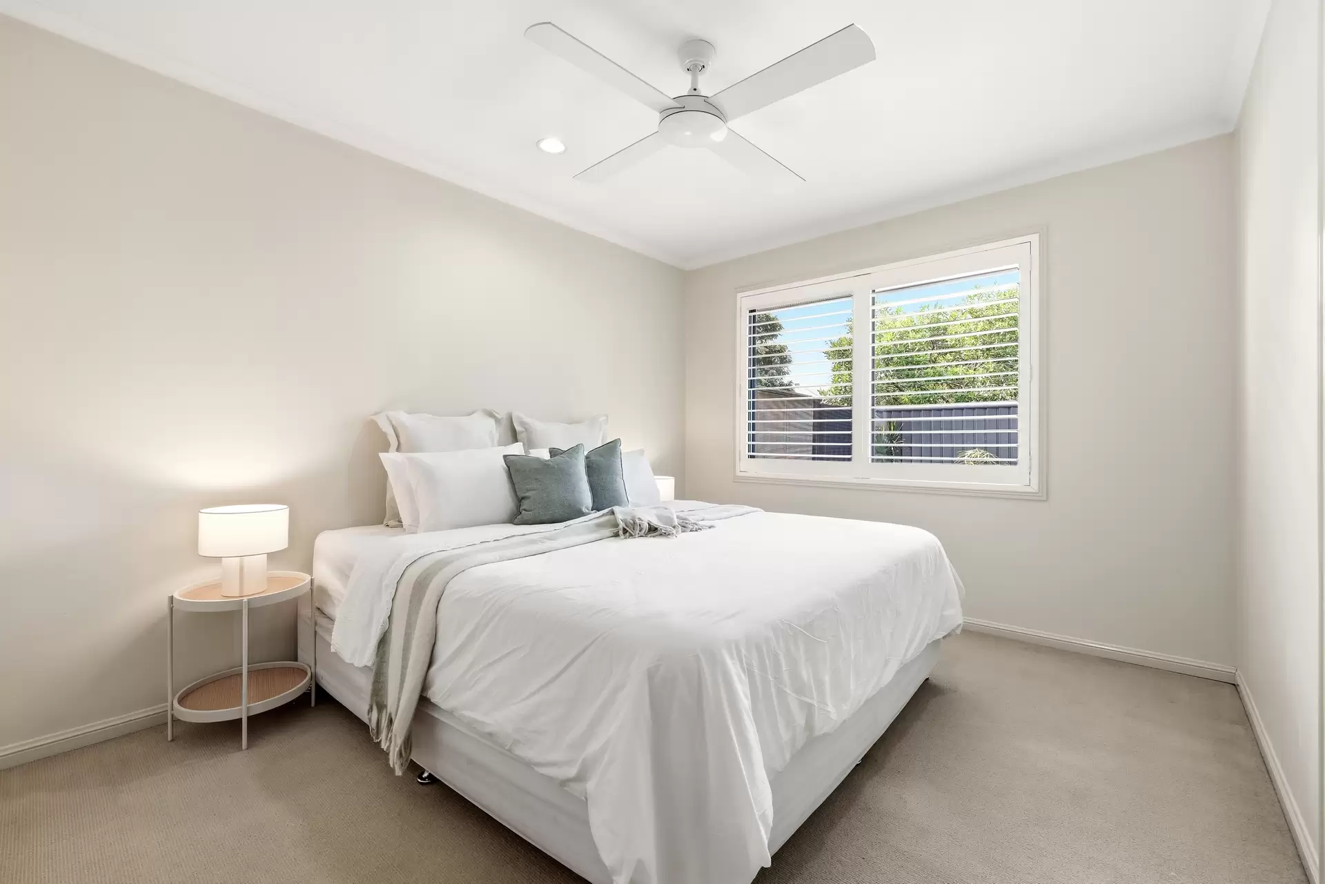 70 Coventry Circuit, Carindale Sold by Aurora Property - image 1