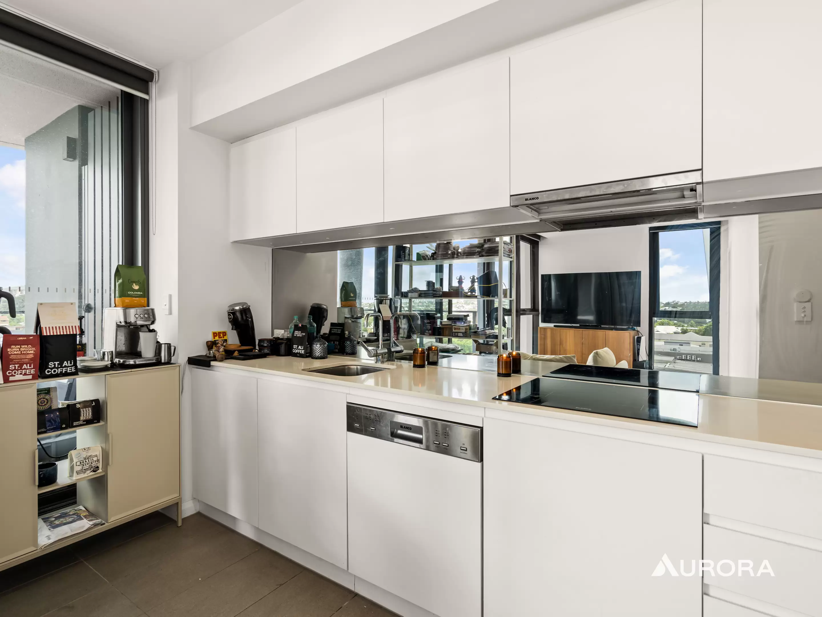 21006/300 Old Cleveland Road, Coorparoo For Sale by Aurora Property - image 4