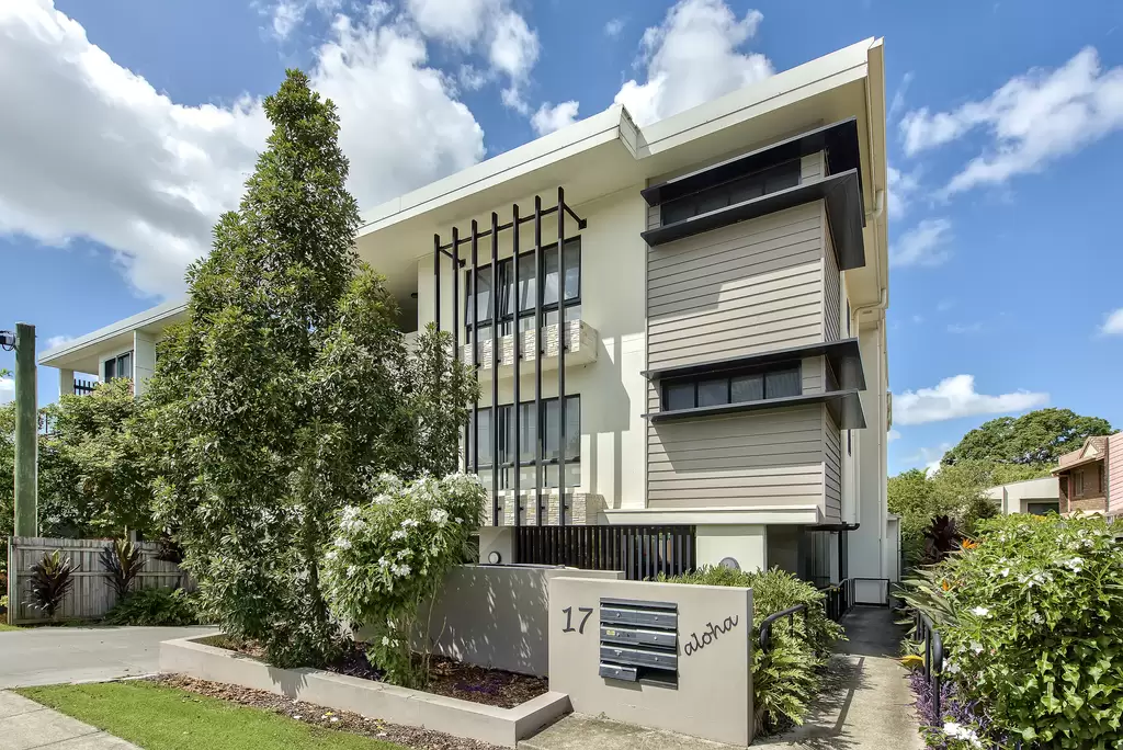 17 Foster Street, Newmarket For Sale by Aurora Property