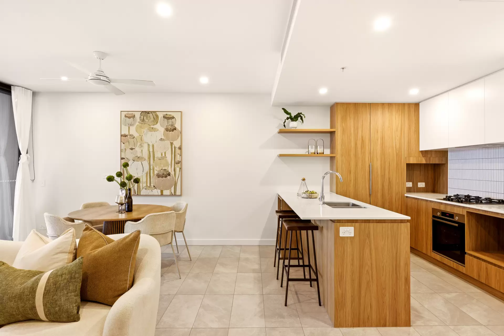 31210/15 Wharf Street, Hamilton For Sale by Aurora Property - image 1