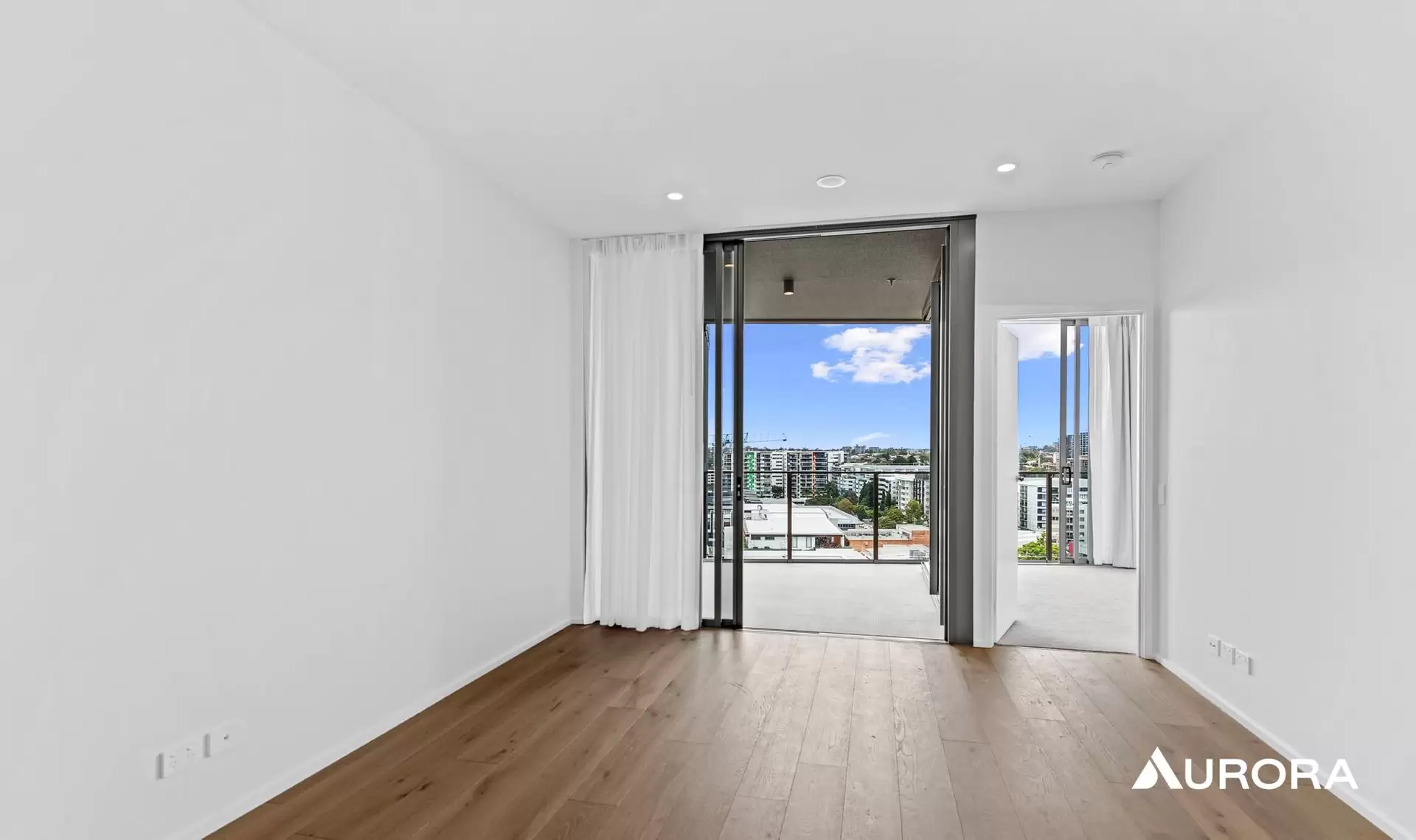 31106/9 Pidgeon Close, West End For Lease by Aurora Property - image 1