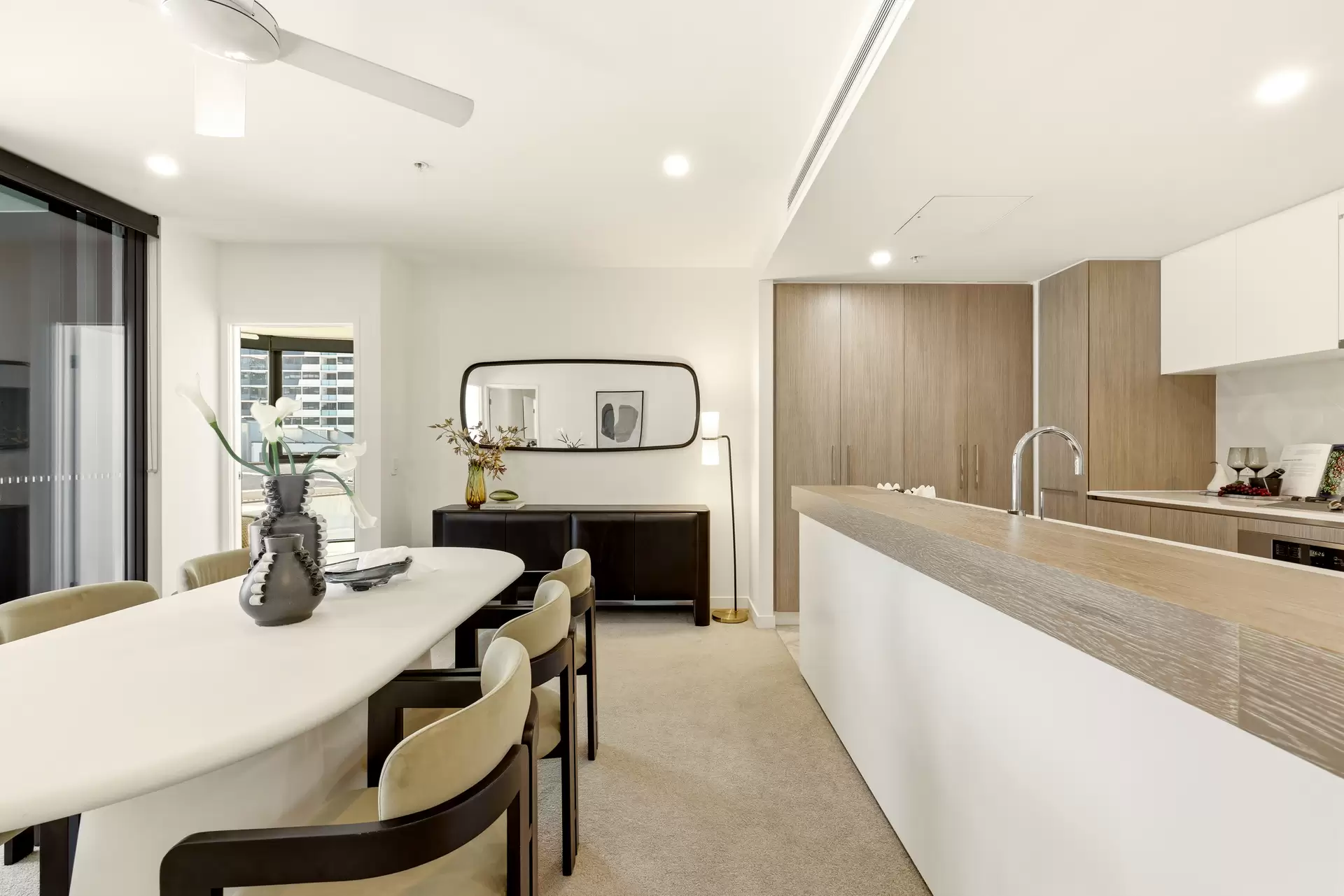 10405/7 Wharf Street, Hamilton For Sale by Aurora Property - image 1