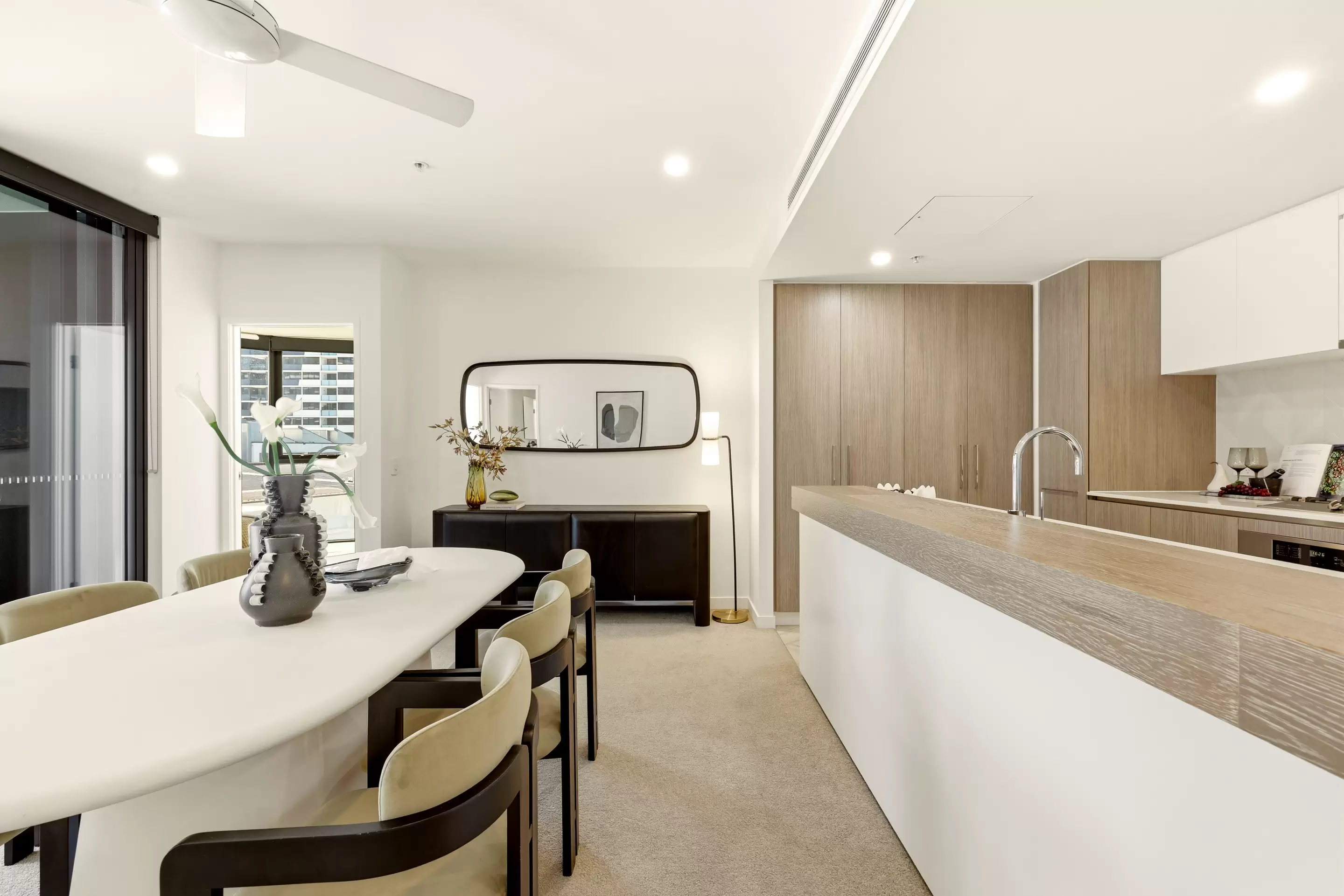 10405/7 Wharf Street, Hamilton For Sale by Aurora Property - image 1