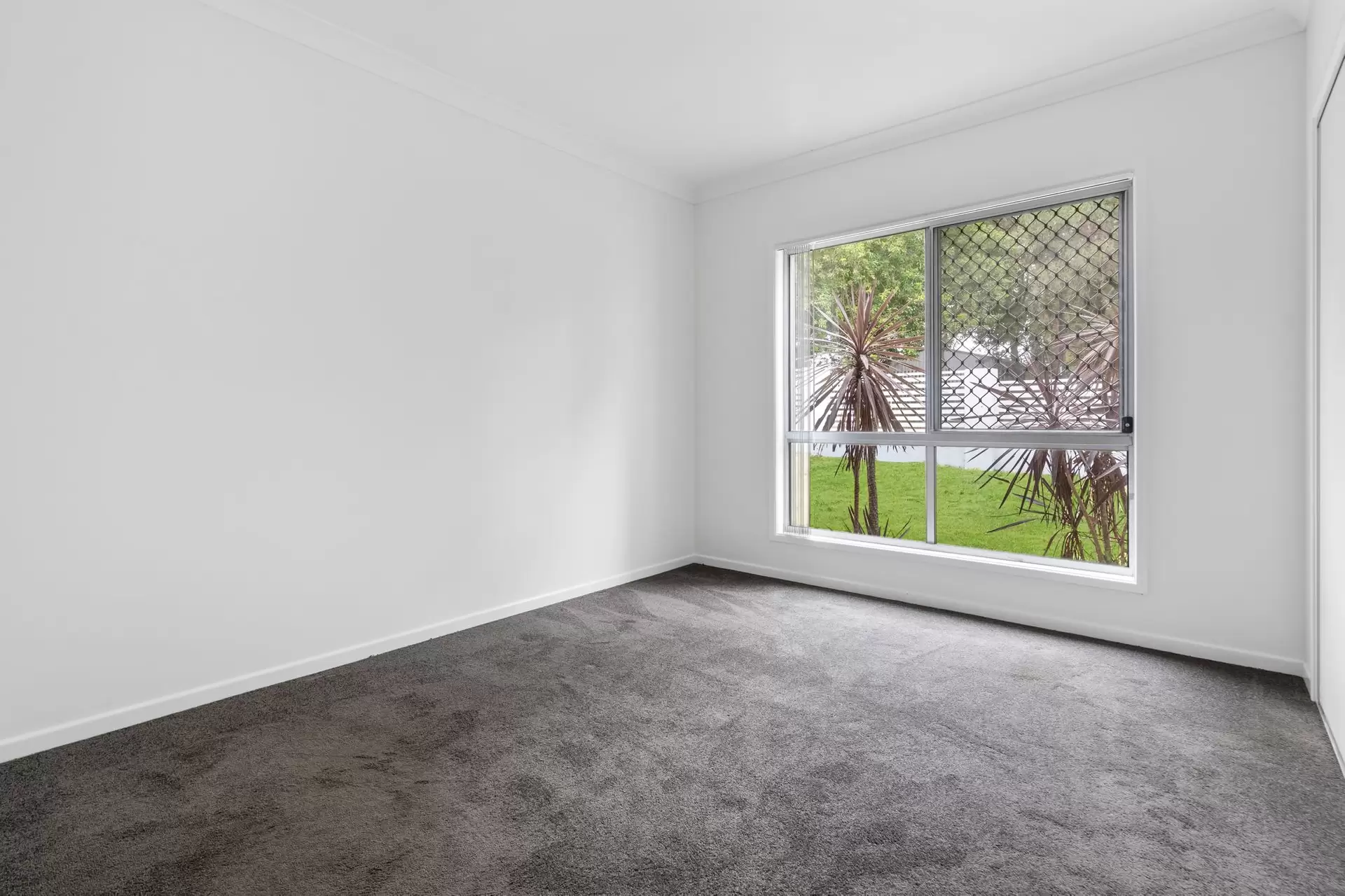 17 Ellendale Circuit, Eight Mile Plains For Sale by Aurora Property - image 1