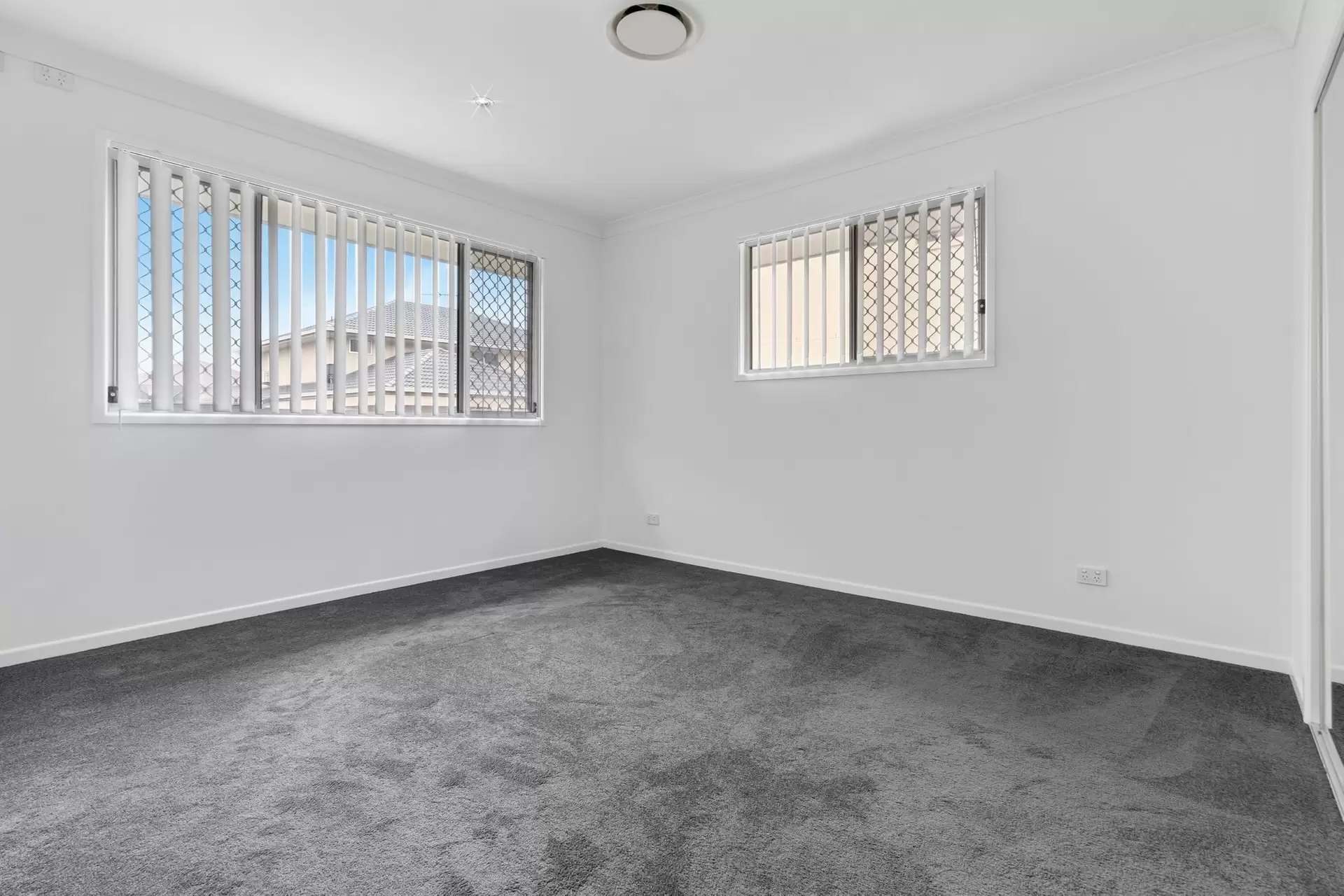 17 Ellendale Circuit, Eight Mile Plains For Sale by Aurora Property - image 1