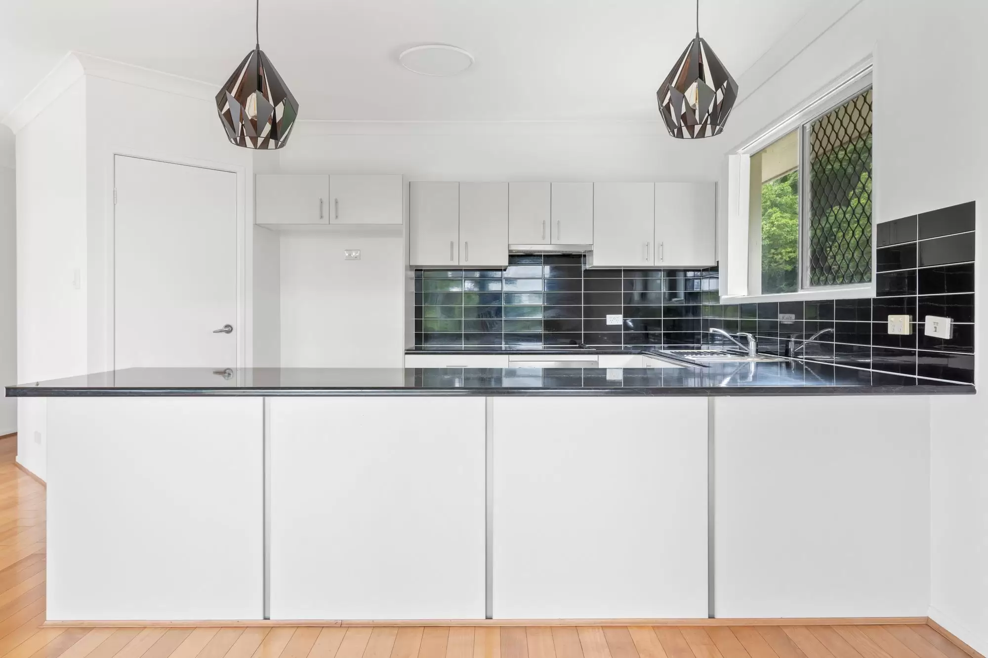 17 Ellendale Circuit, Eight Mile Plains For Sale by Aurora Property - image 7