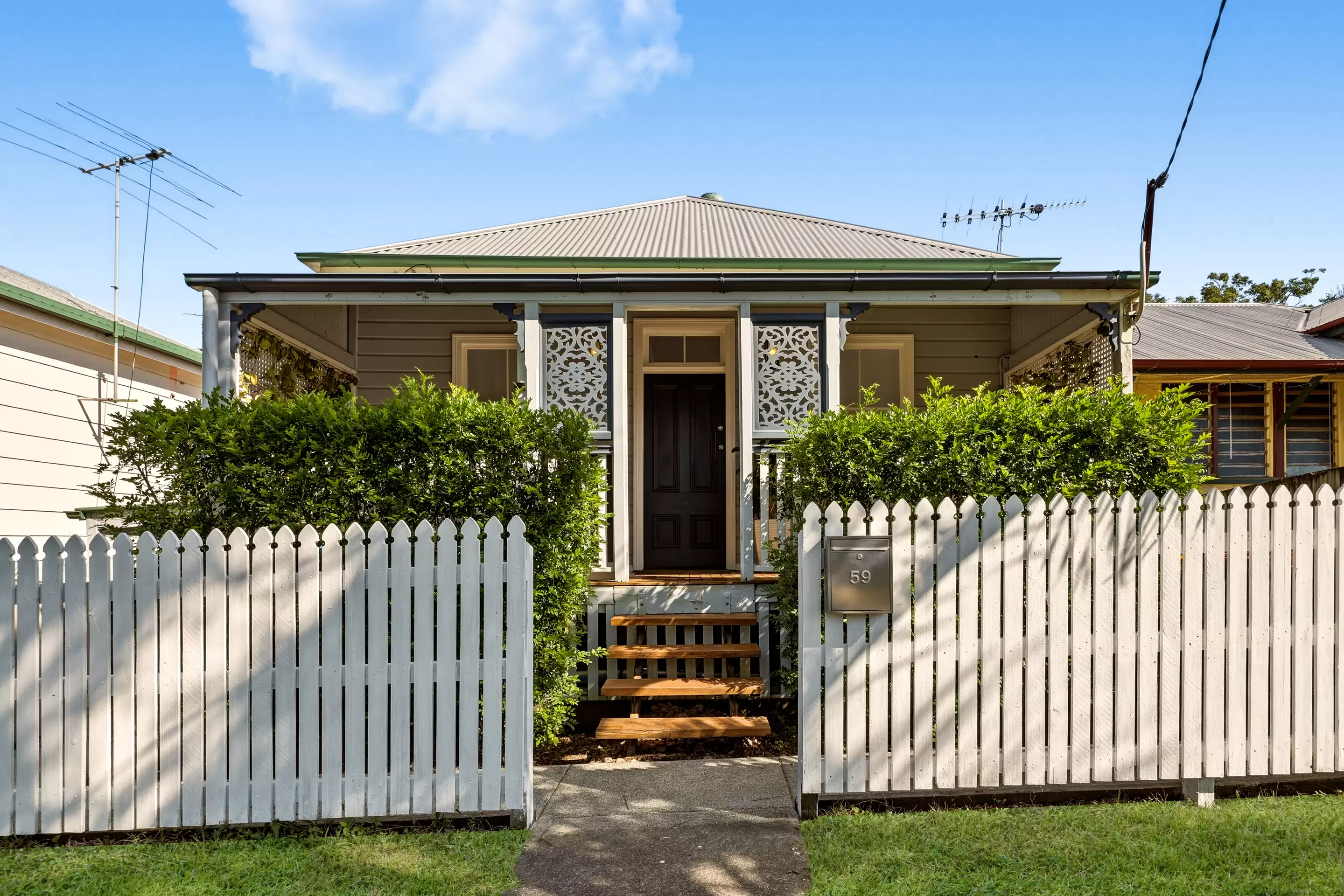 59 Salisbury Street, Woolloongabba For Sale by Aurora Property - image 1