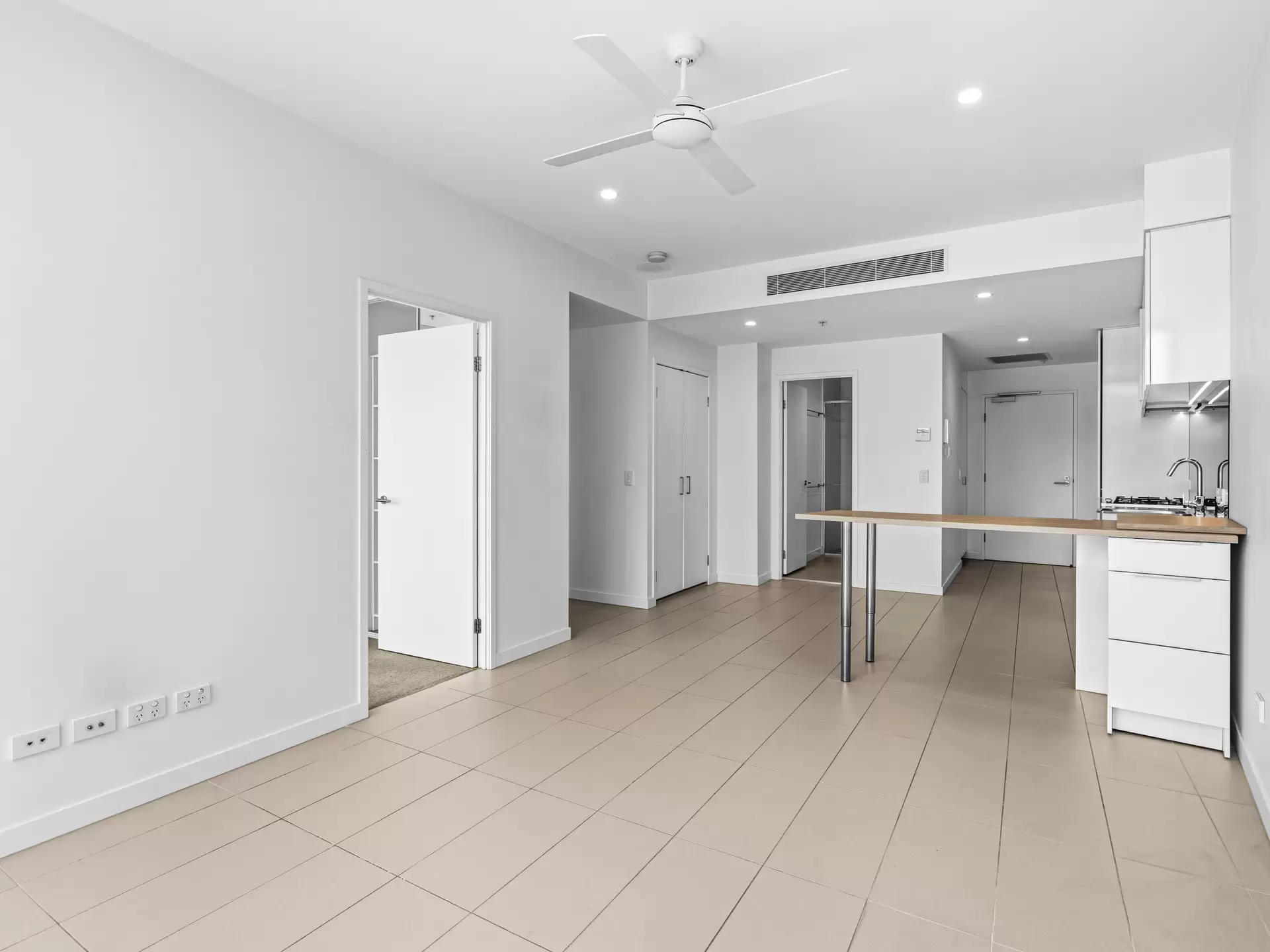 10703/88 Doggett Street, Newstead For Sale by Aurora Property - image 1