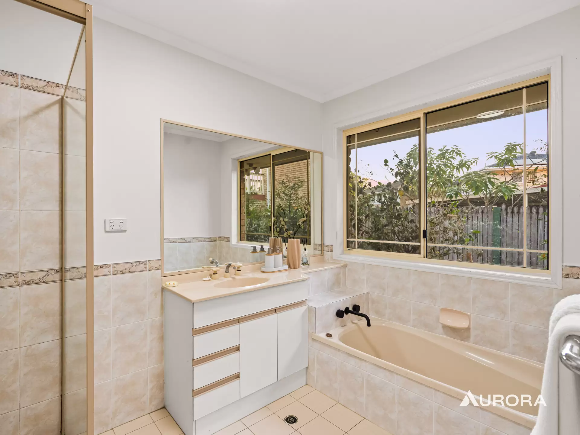 2 Jacaranda Place, Eight Mile Plains For Sale by Aurora Property - image 1