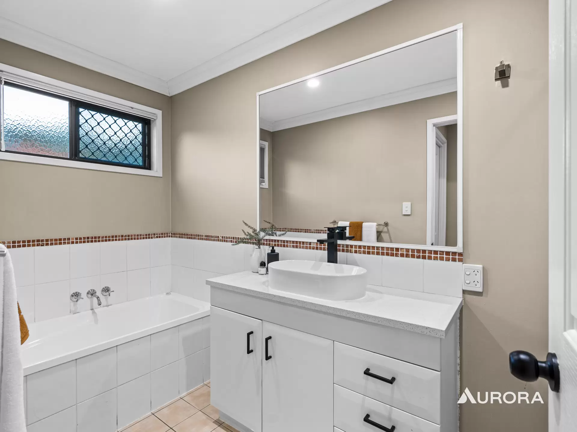7 Clifford Close, Kuraby For Sale by Aurora Property - image 1