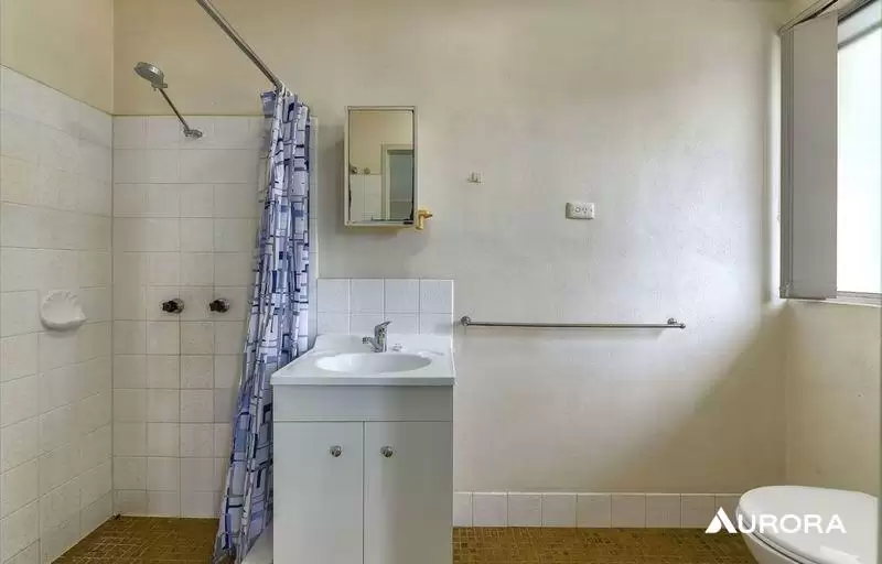 2/22 Prince Street, Gaythorne For Lease by Aurora Property - image 5